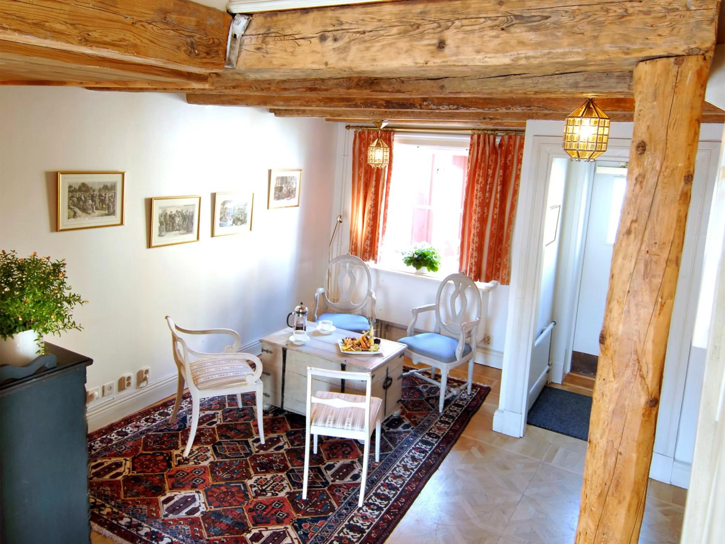 Seating area in Gripsholms Värdshus