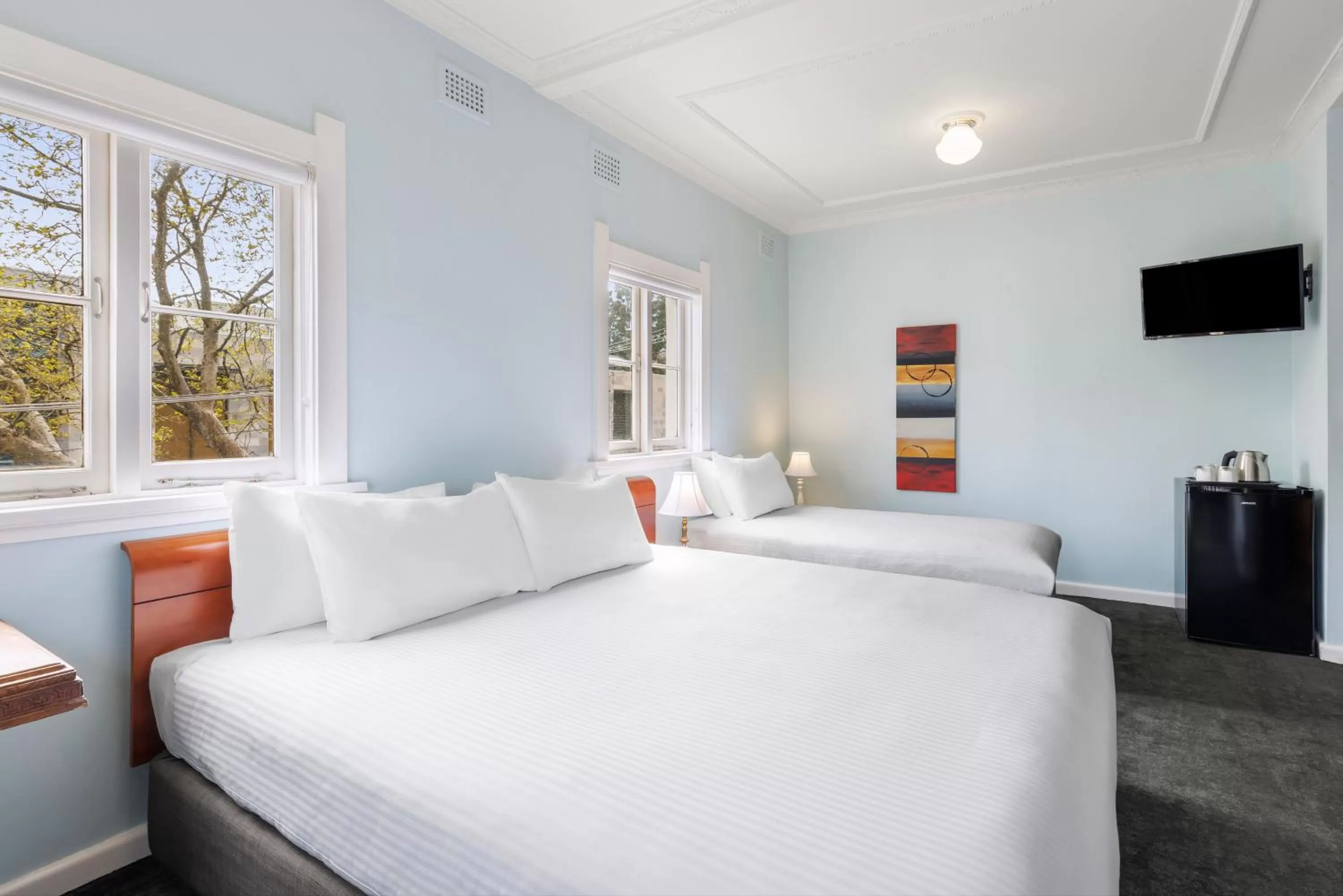 Bedroom, Bed in Hotel Blue & Cottages Katoomba