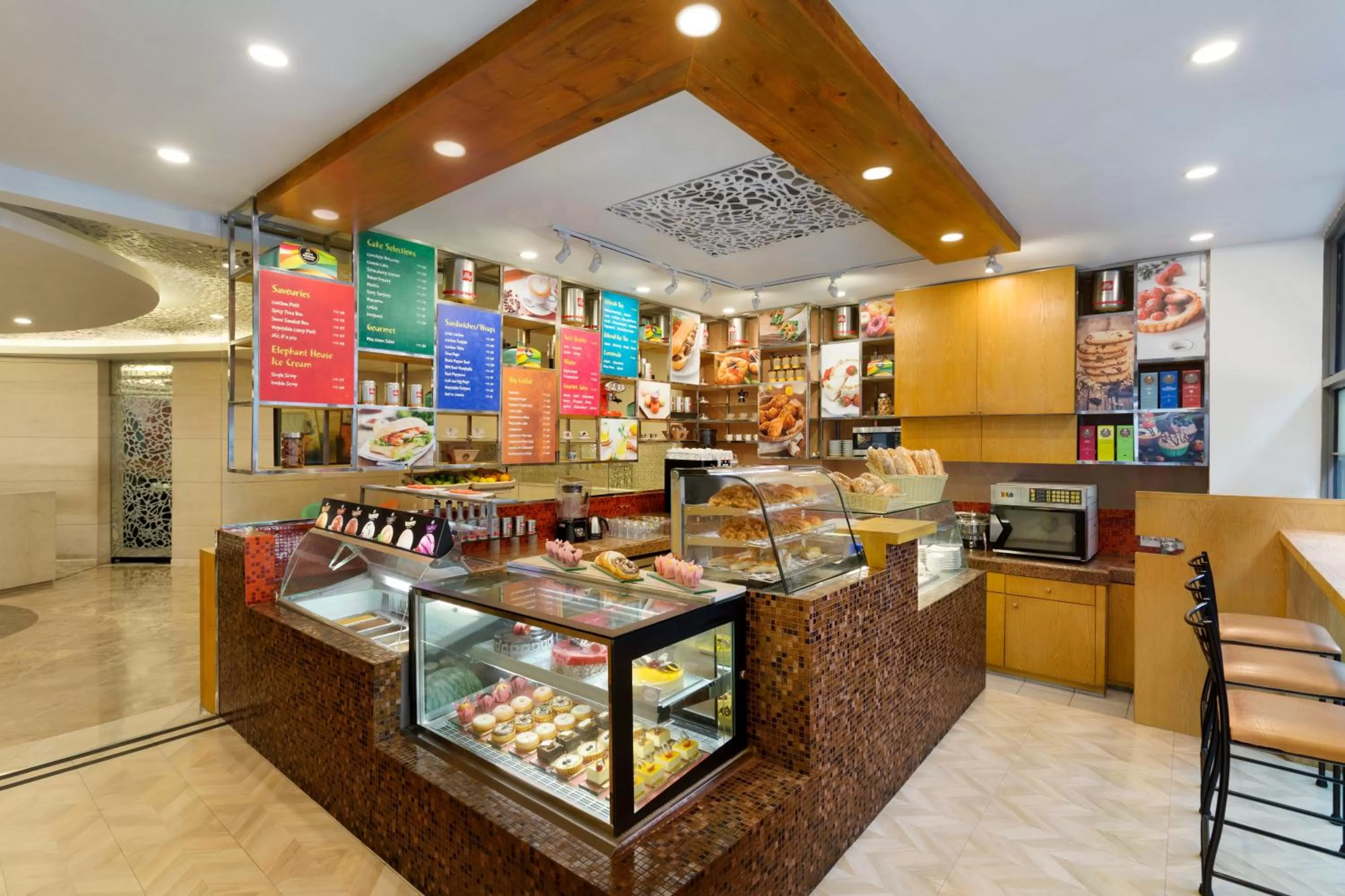 Restaurant/places to eat in Jen Maldives Male by Shangri-La