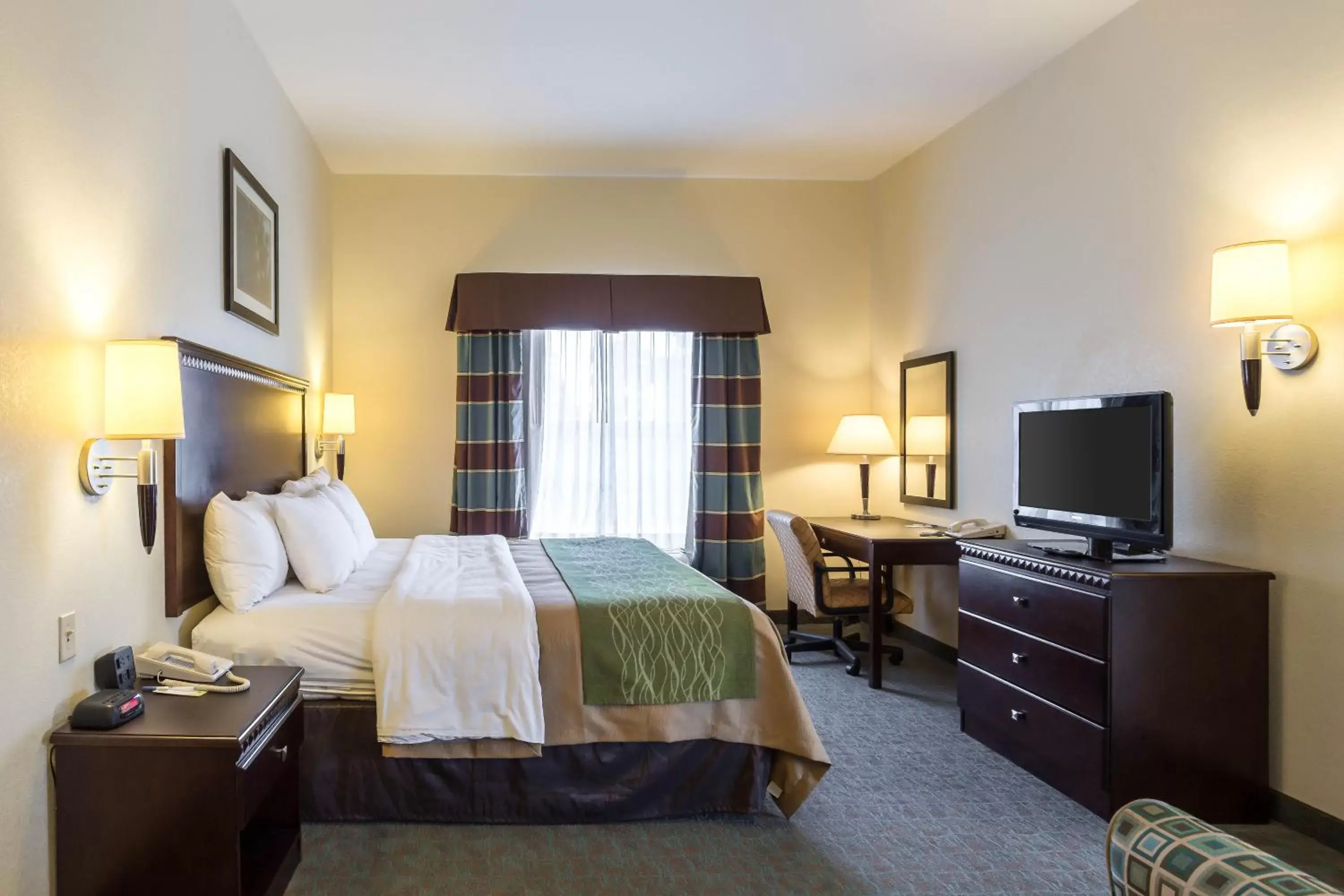 King Room - Accessible/Non-Smoking in Quality Inn Donaldsonville - Gonzales King Room - Accessible/Non-Smoking in Quality Inn Donaldsonville - Gonzales