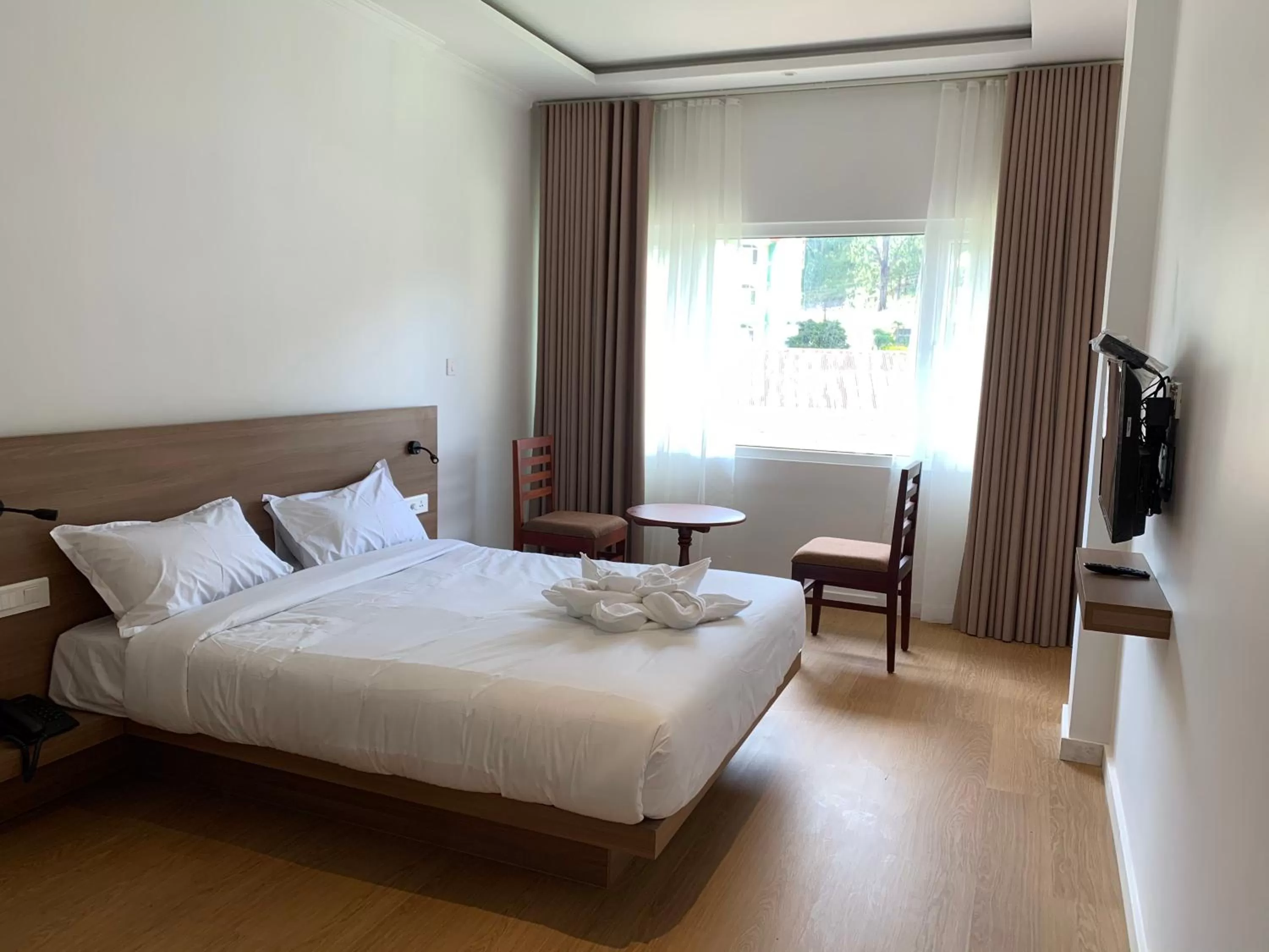 Deluxe Double Room in Tea Garden Riverside