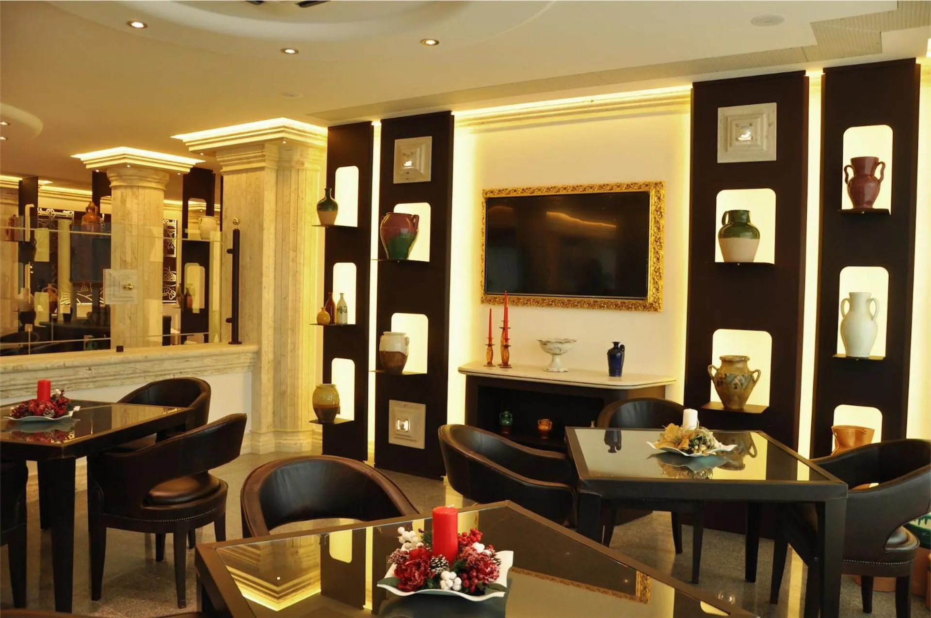 Lounge or bar in BHB Hotel