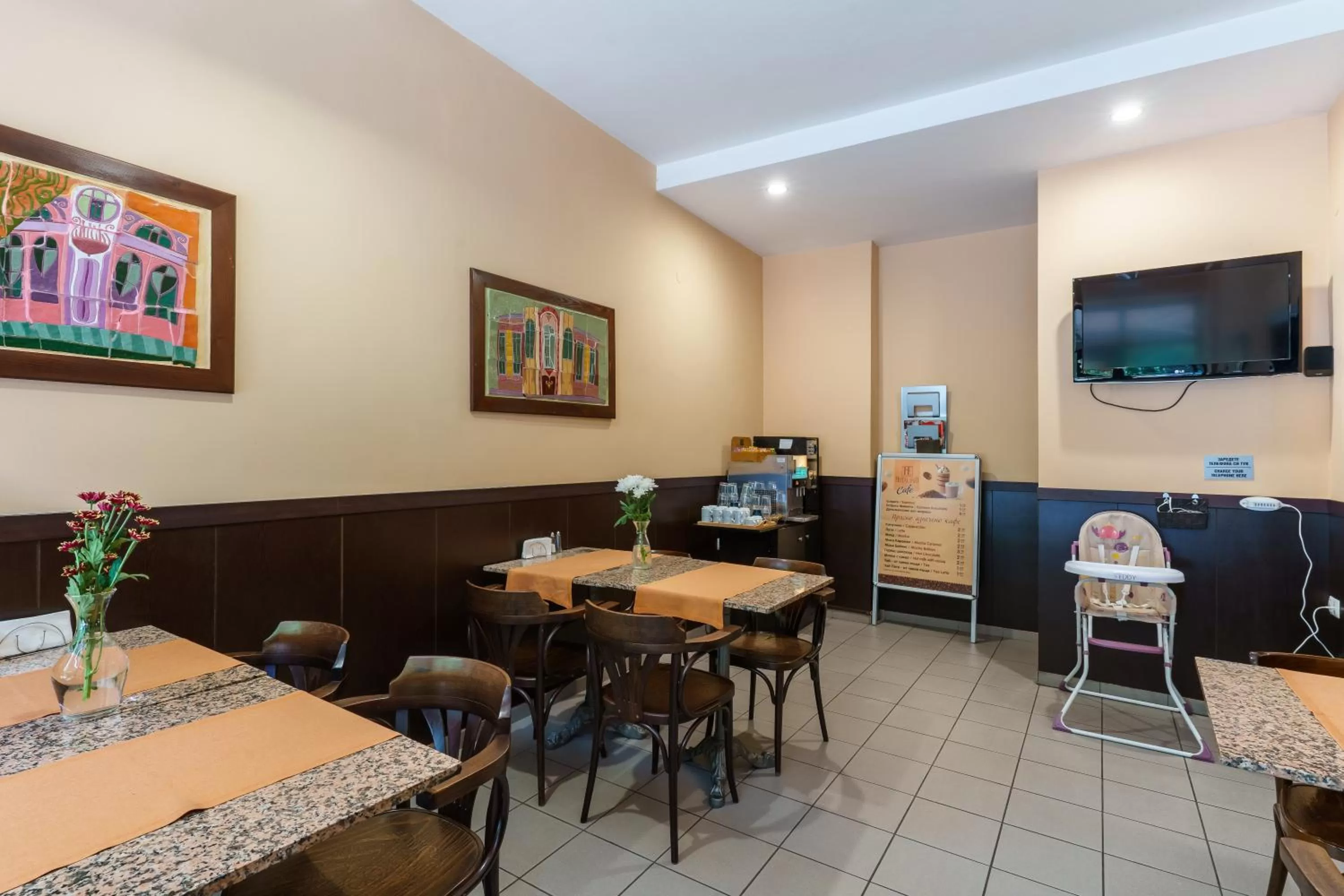 Breakfast in Hotel Ego - Free Parking - Top Central Location