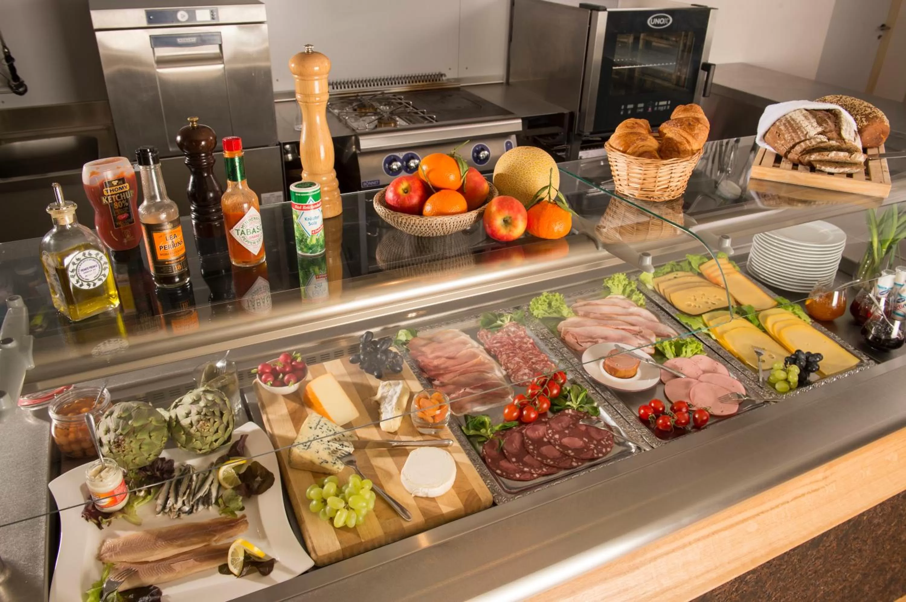 Buffet breakfast, Food in Sleepwood Hotel