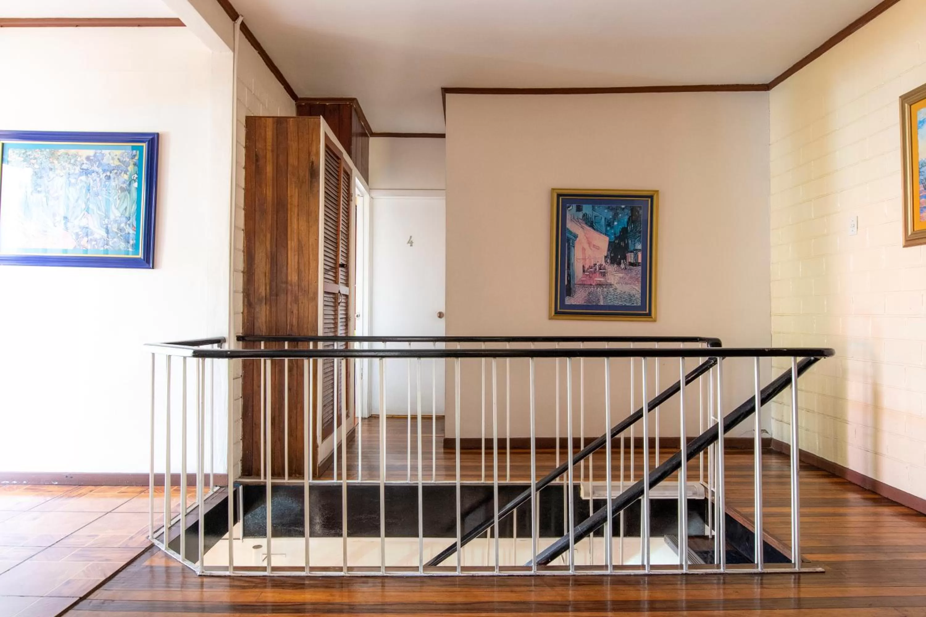 Decorative detail in Hotel Sura