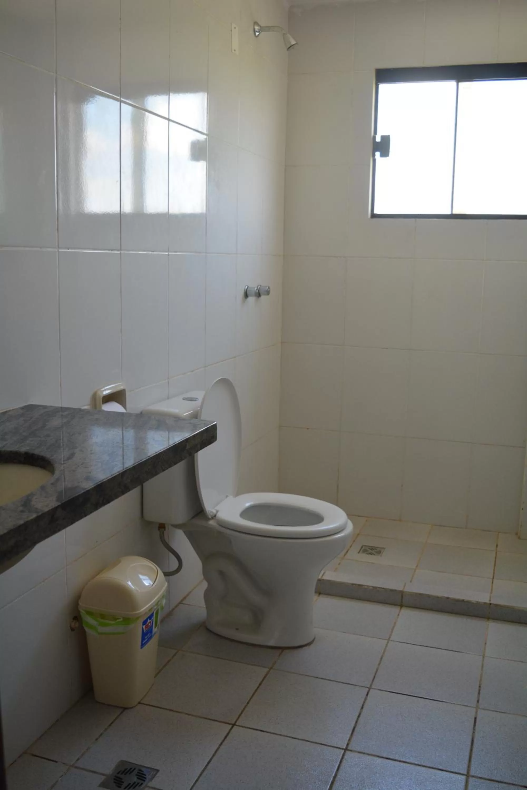 Bathroom in Hotel Viru Viru II