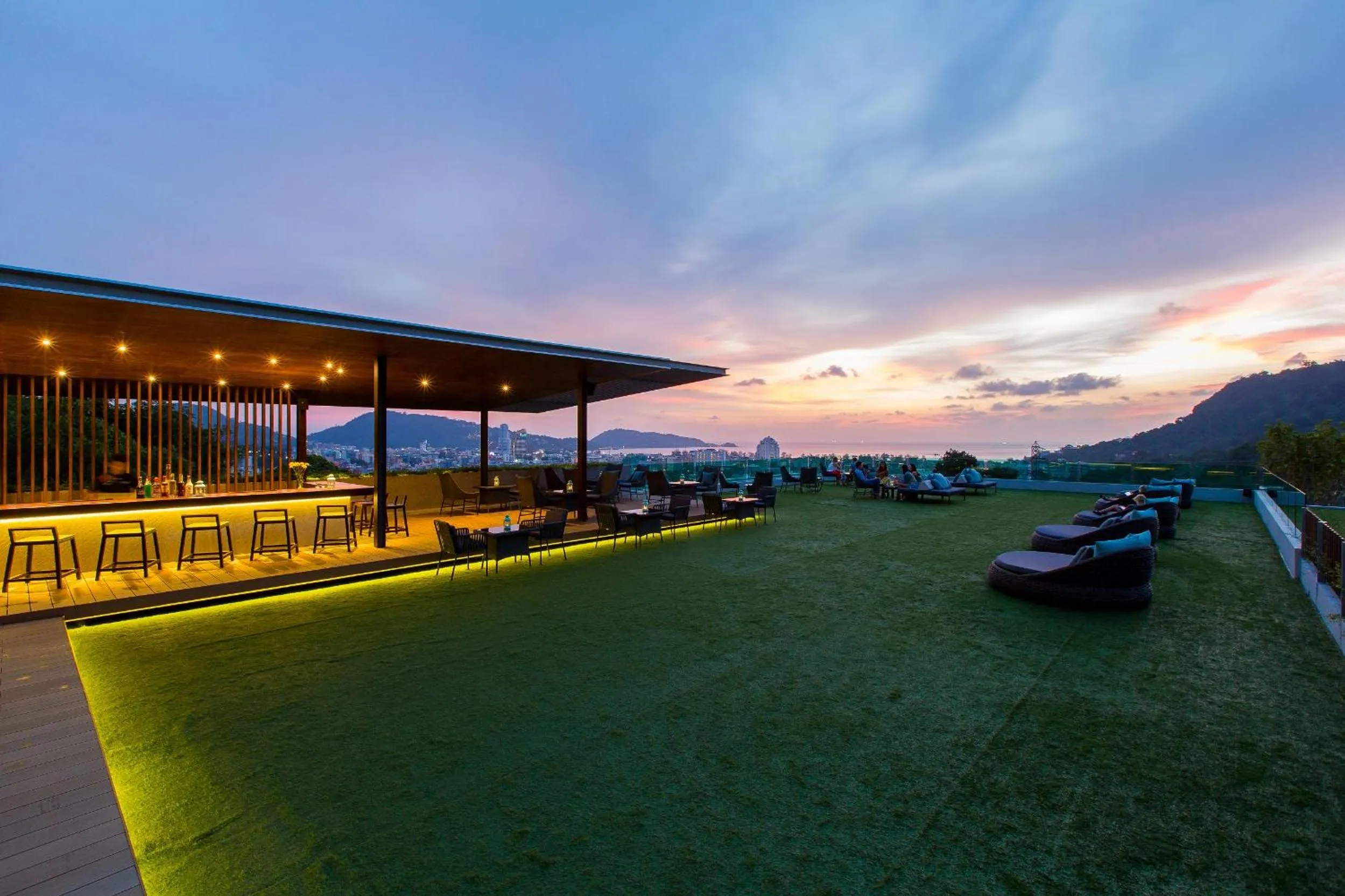 BBQ facilities in MAI HOUSE Patong Hill