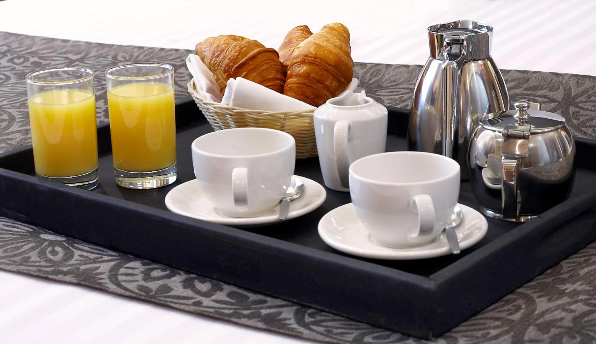 Breakfast in Blakemore Hyde Park