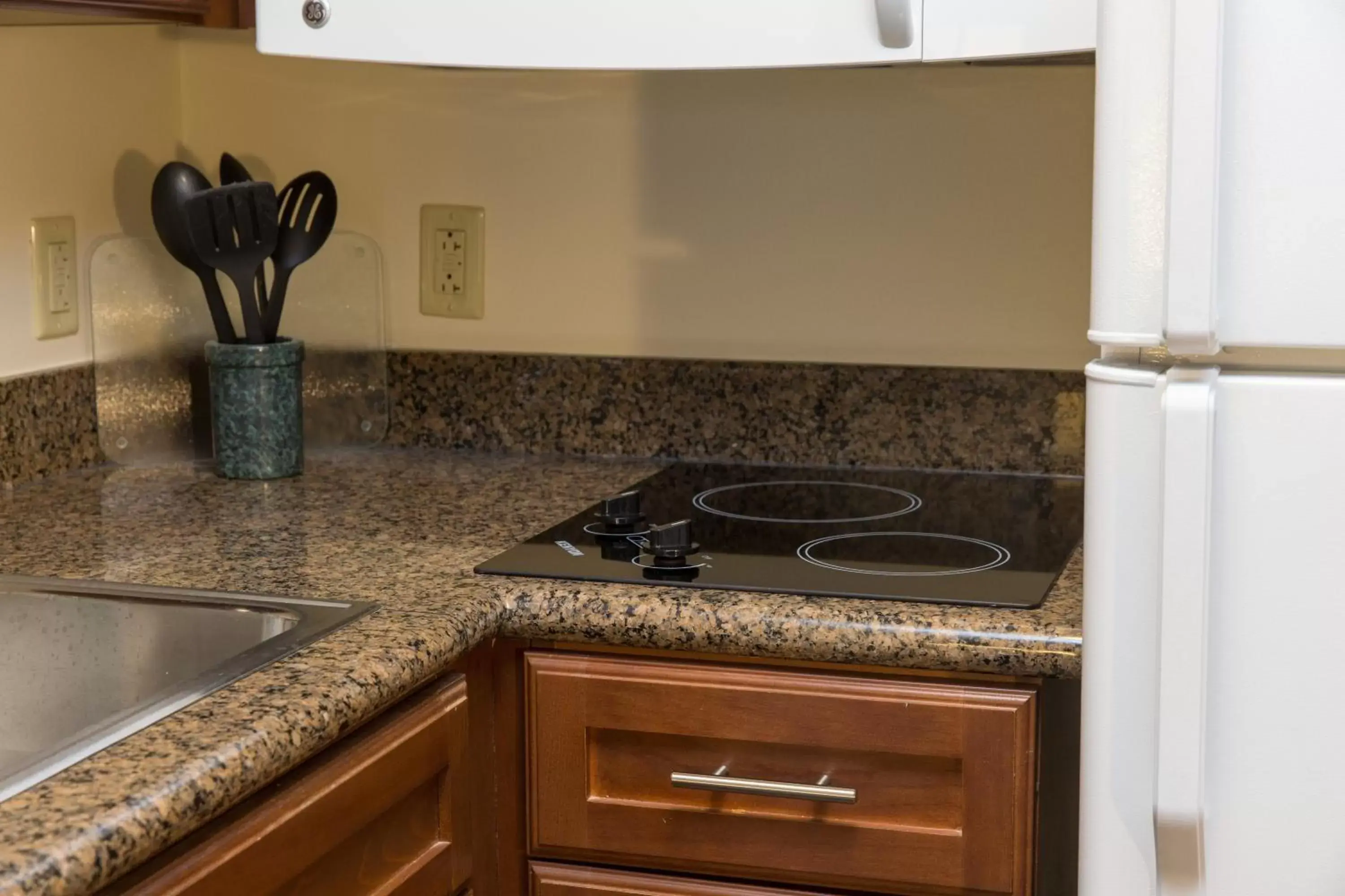 King Studio Suite - Hearing Accessible/Non-Smoking in Staybridge Suites - Columbus Polaris, an IHG Hotel King Studio Suite - Hearing Accessible/Non-Smoking in Staybridge Suites - Columbus Polaris, an IHG Hotel