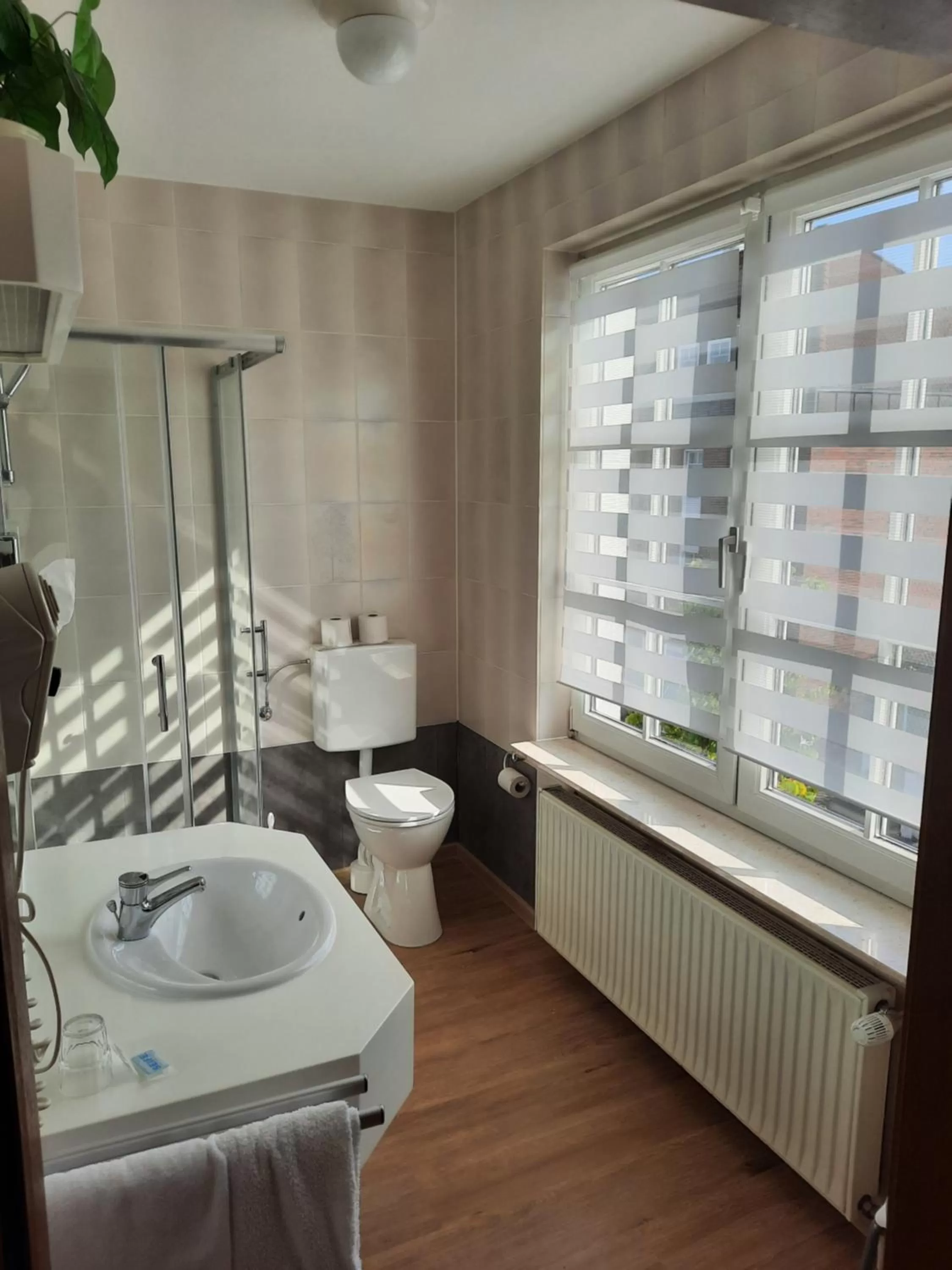 Bathroom in Hotel Schlömer