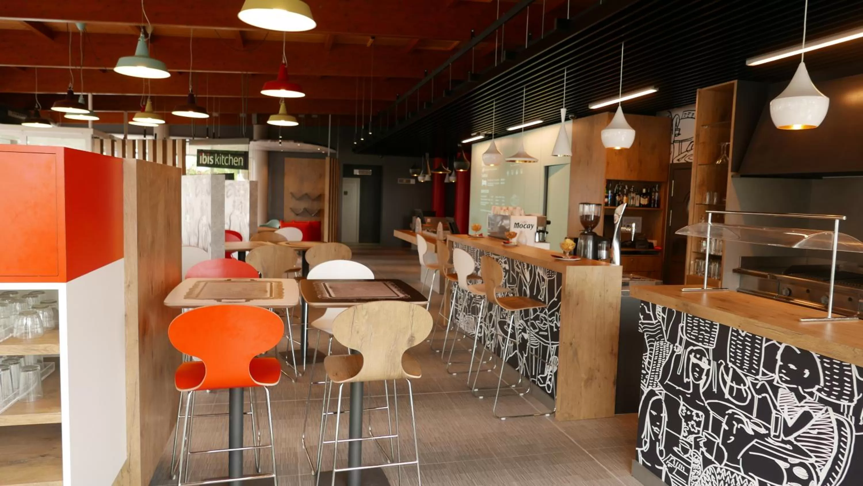 Restaurant/places to eat in Ibis Hotel Alicante