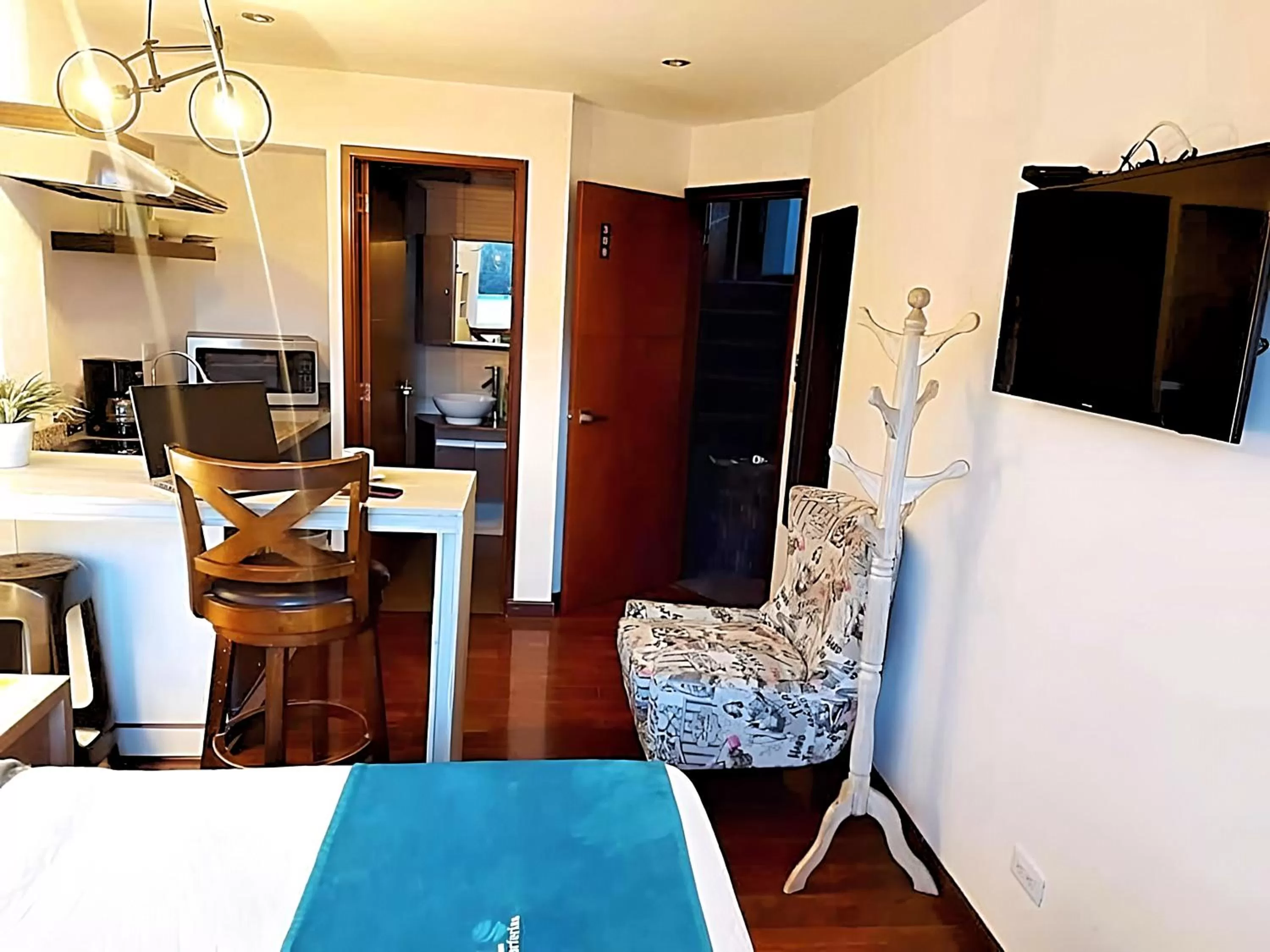 Photo of the whole room, TV/Entertainment Center in Hotel Santa Cruz Bogotá
