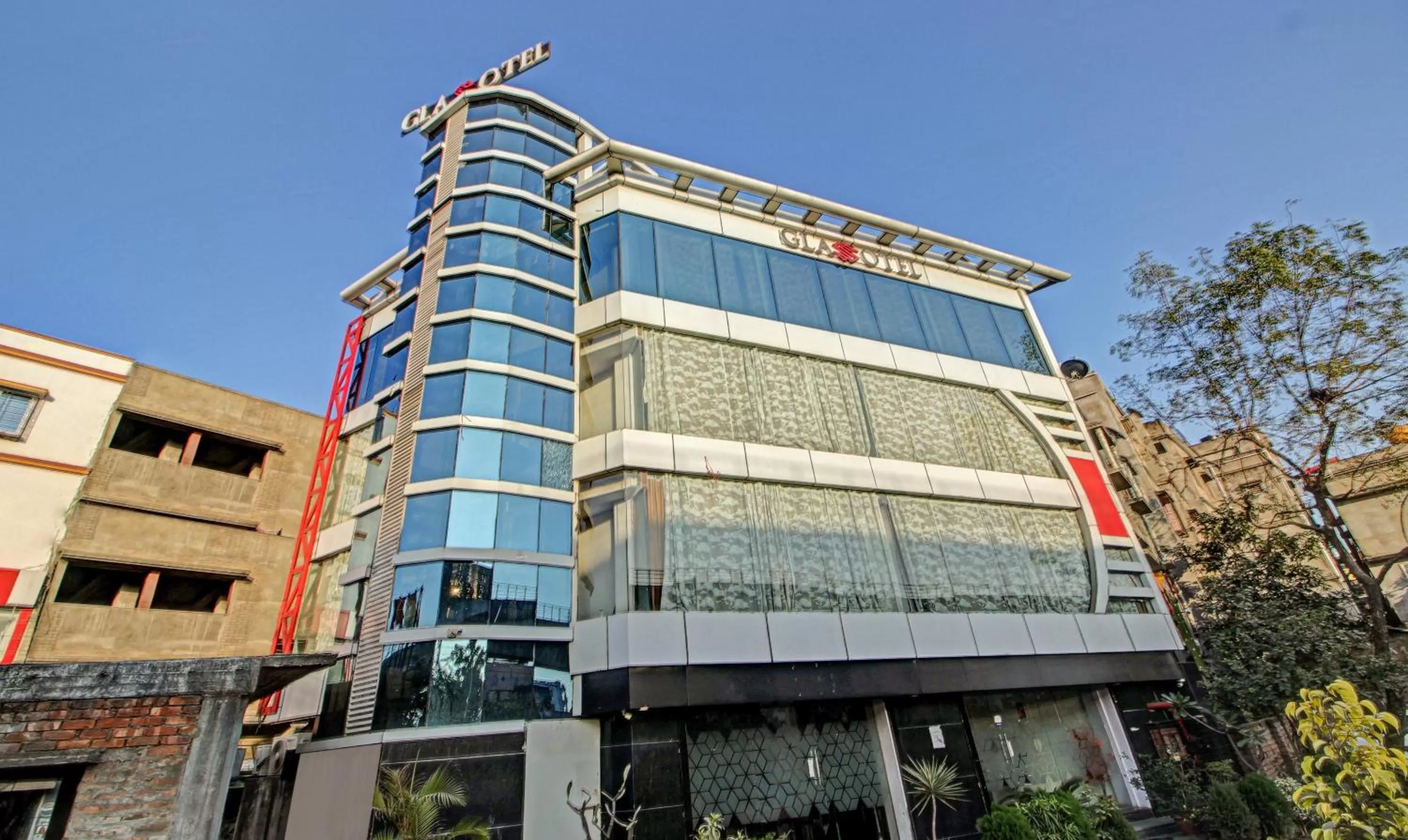 Property building in Treebo Trend Glassotel Ruby