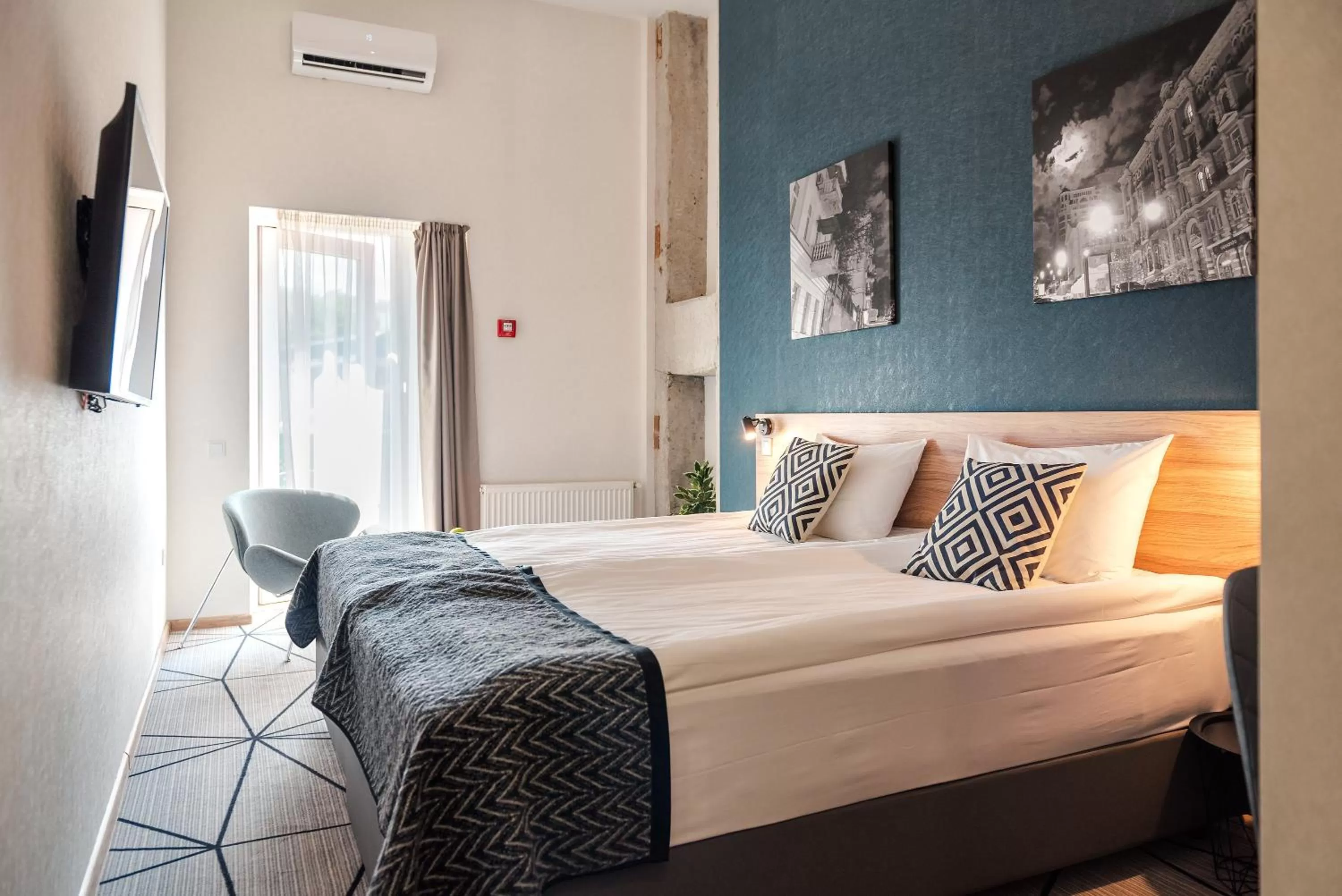 Photo of the whole room, Bed in Amarant Urban Hotel by CHM