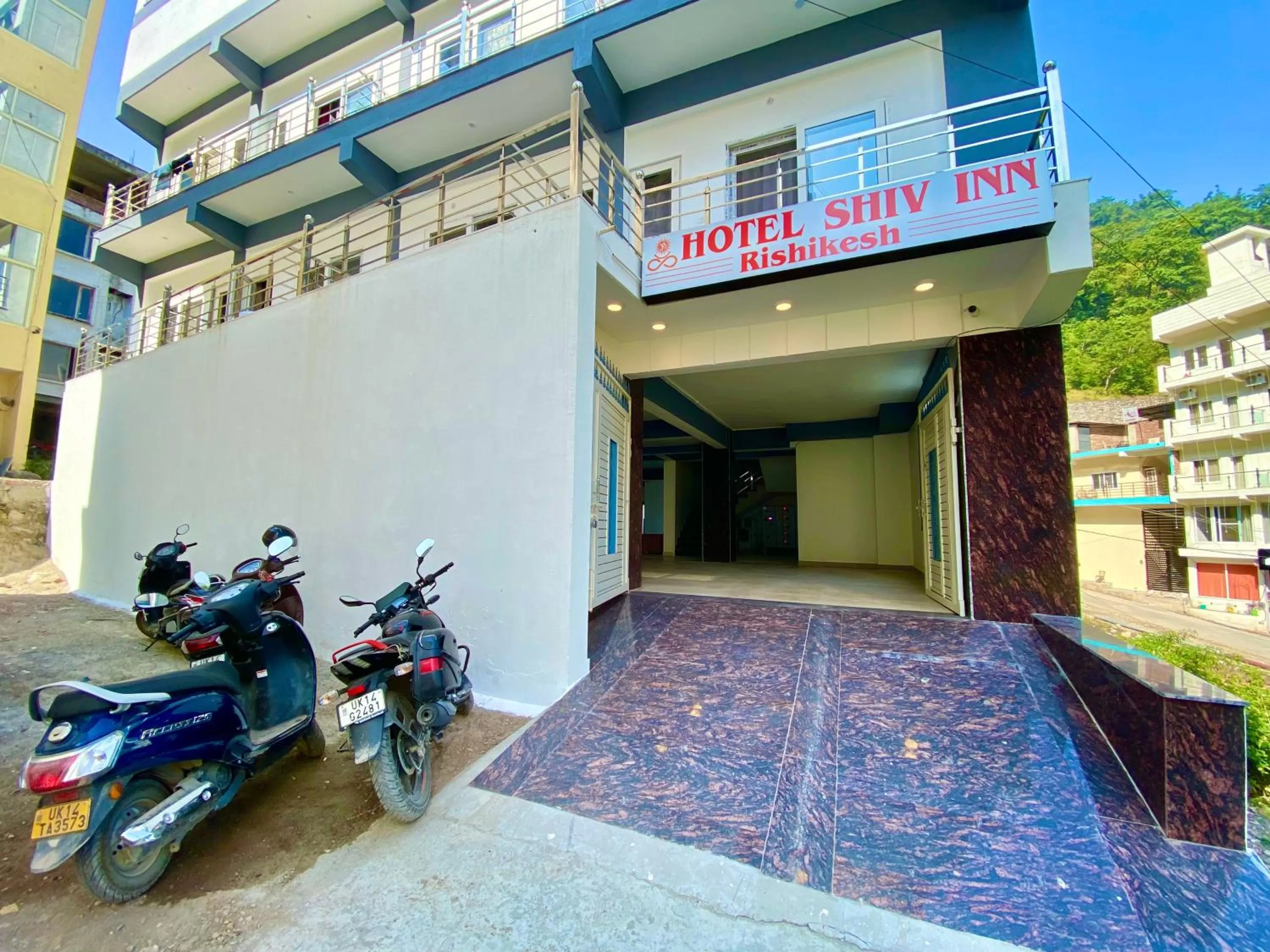 Property building in Hotel Shiv Inn Near Secret Waterfall