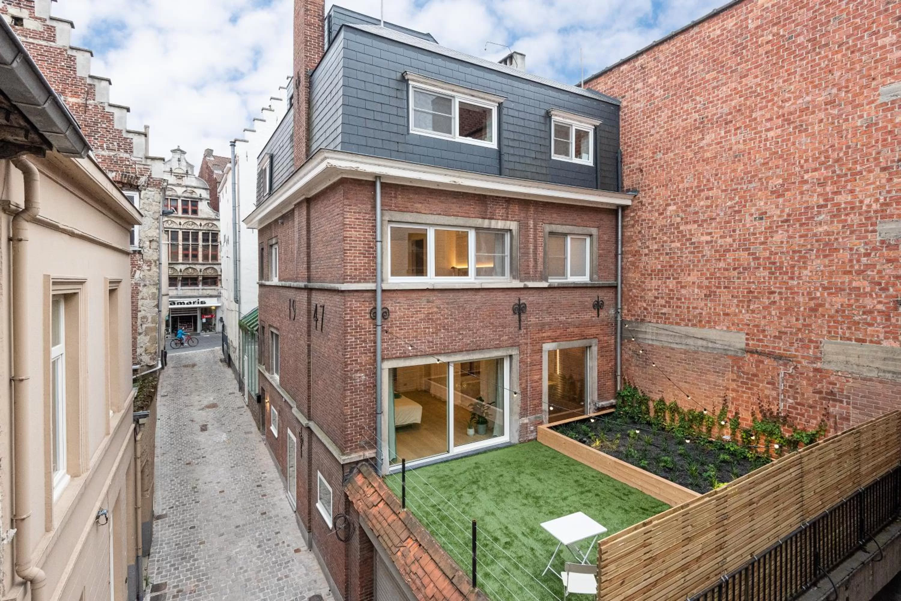 Property building in Gepetto's - Beautiful stay in the Historic centre of Ghent -