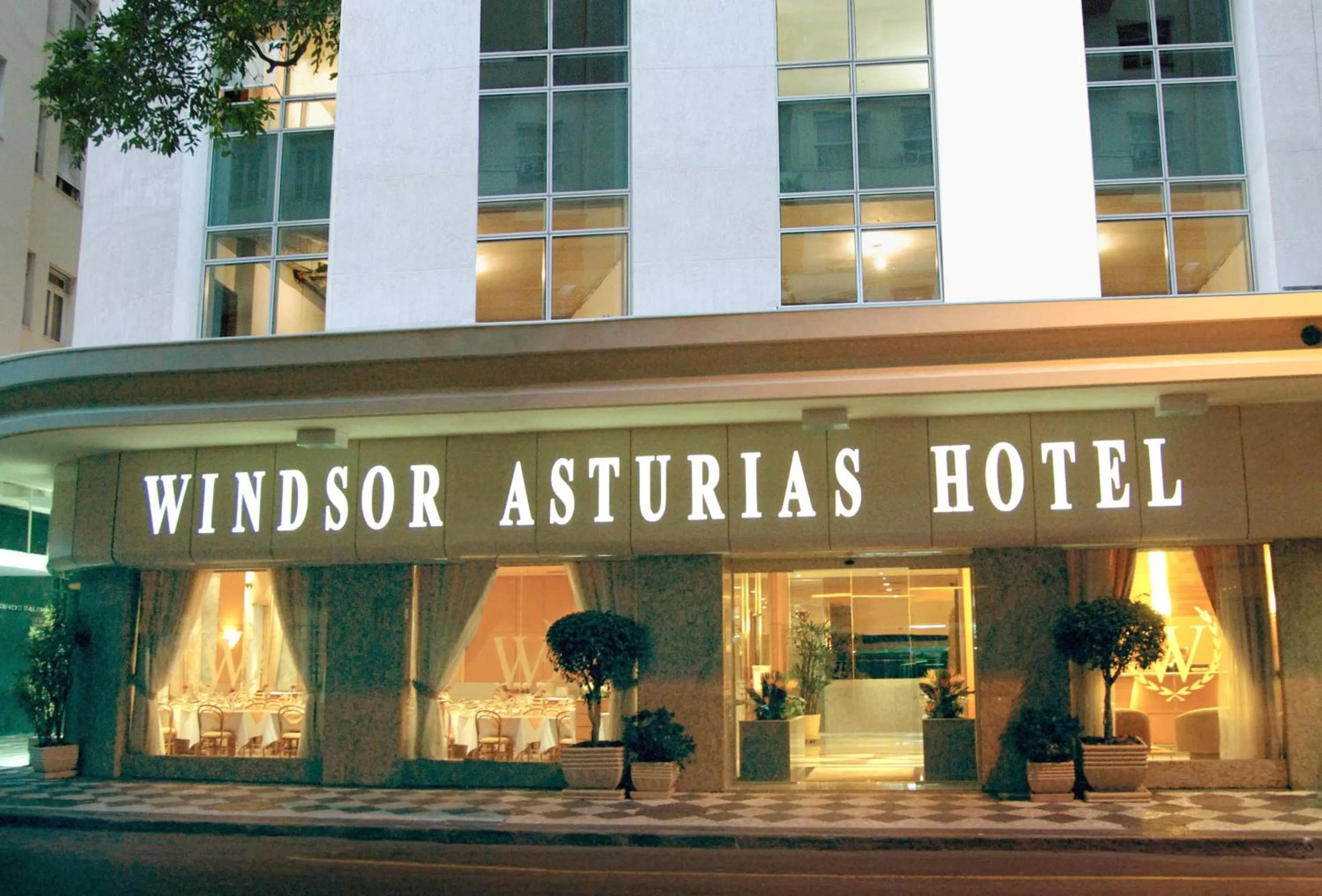 Facade/entrance in Windsor Asturias Hotel