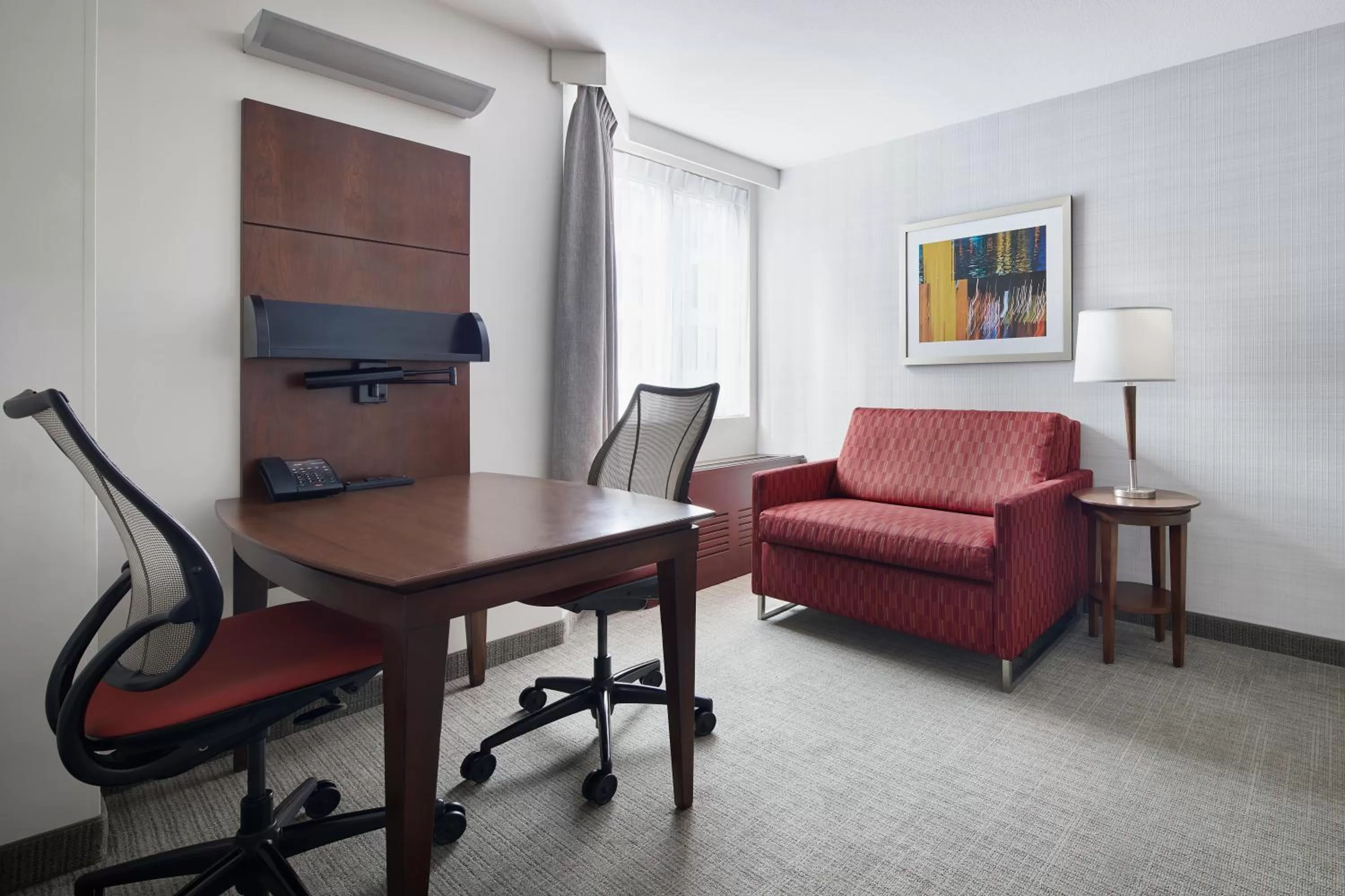 TV and multimedia in Club Quarters Hotel Embarcadero, San Francisco