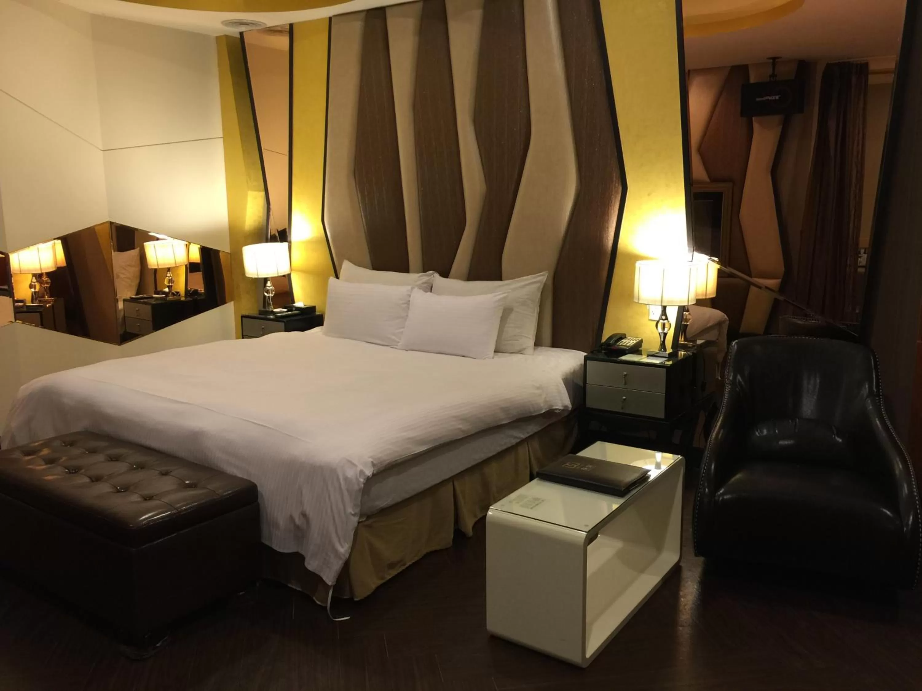 Photo of the whole room, Bed in Discovery Motel - Yanping