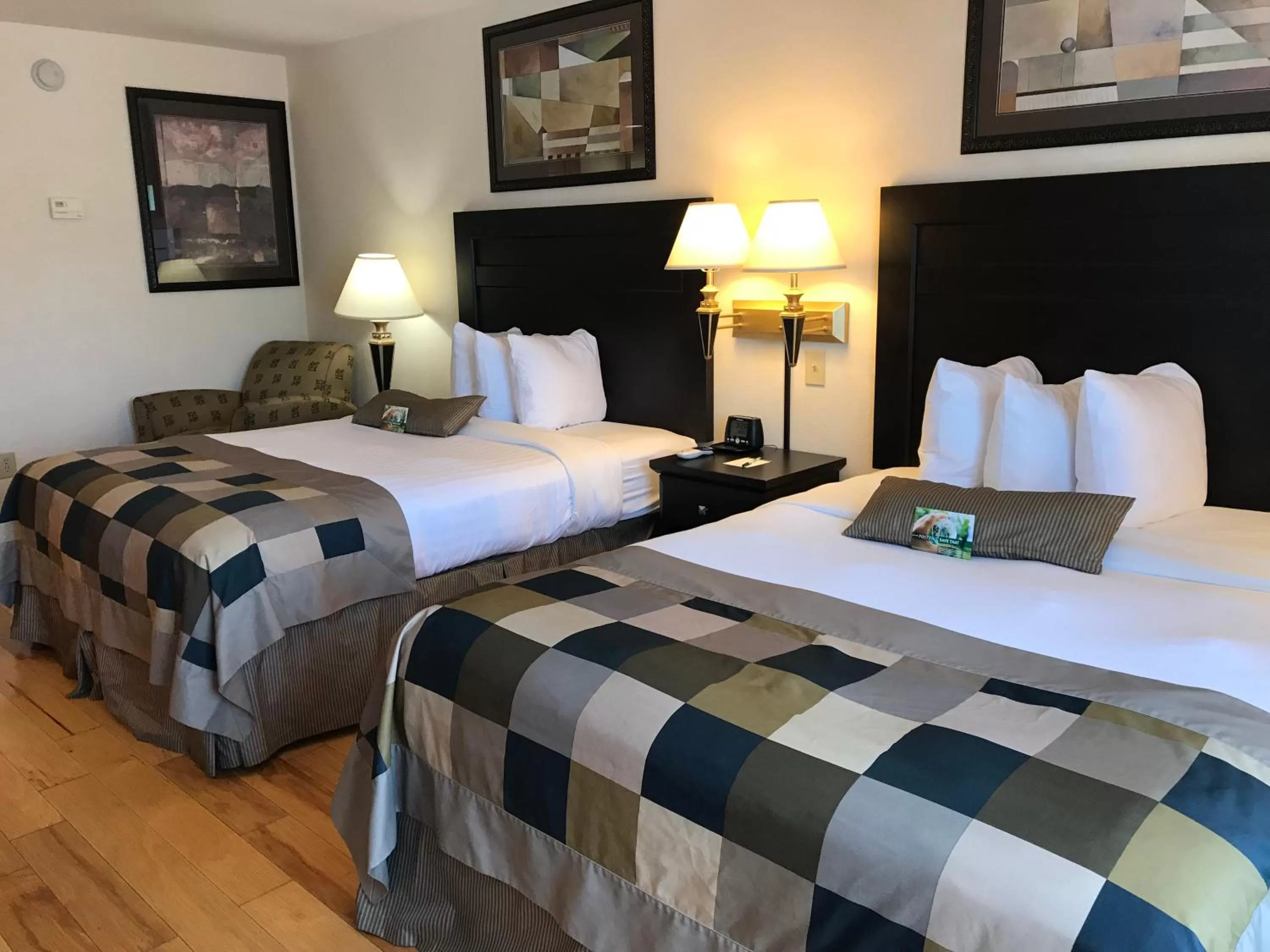 Bedroom, Bed in Wingate by Wyndham LaGrange