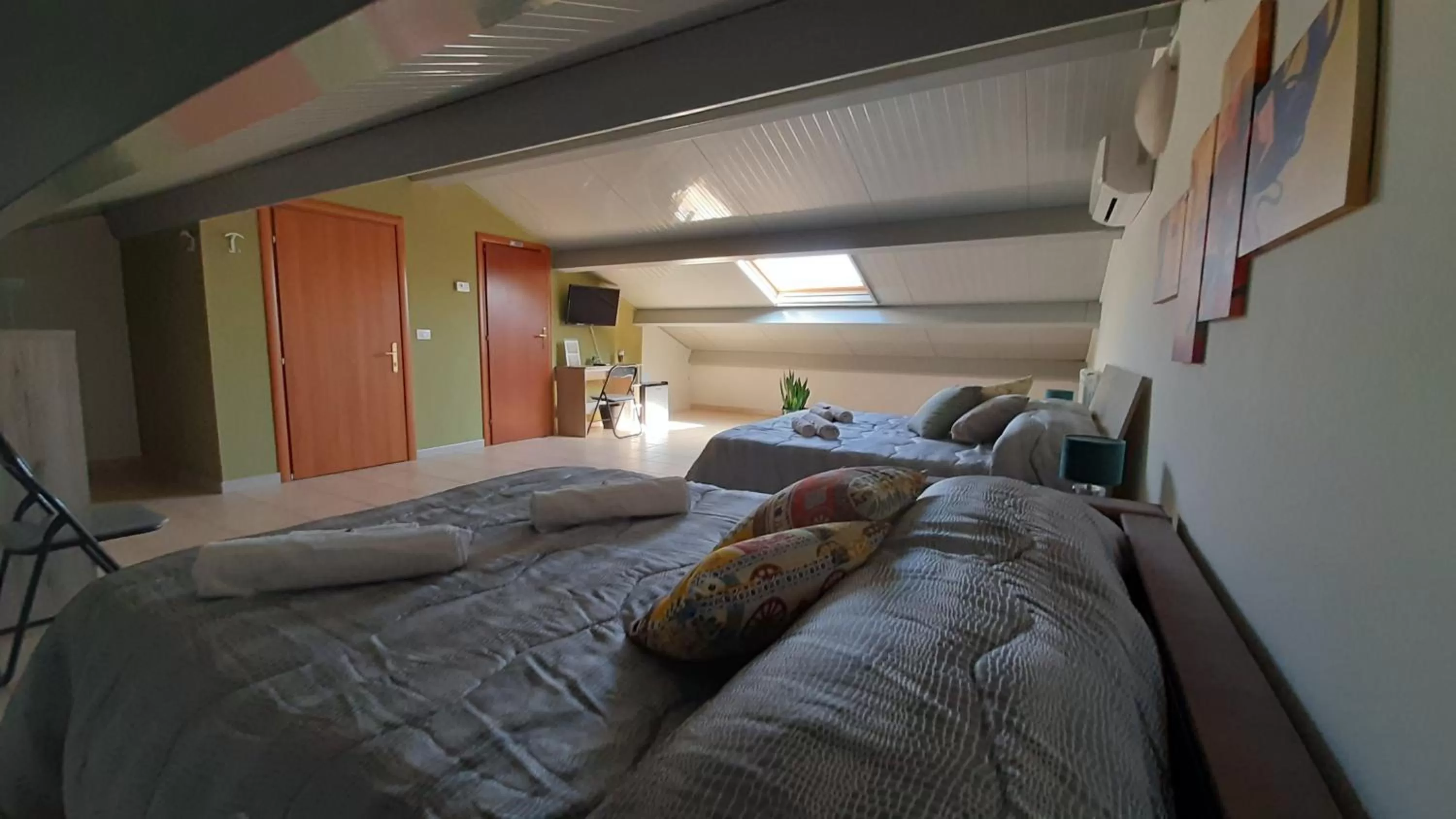 Photo of the whole room, Bed in B&B Alle Falde Dell'Etna