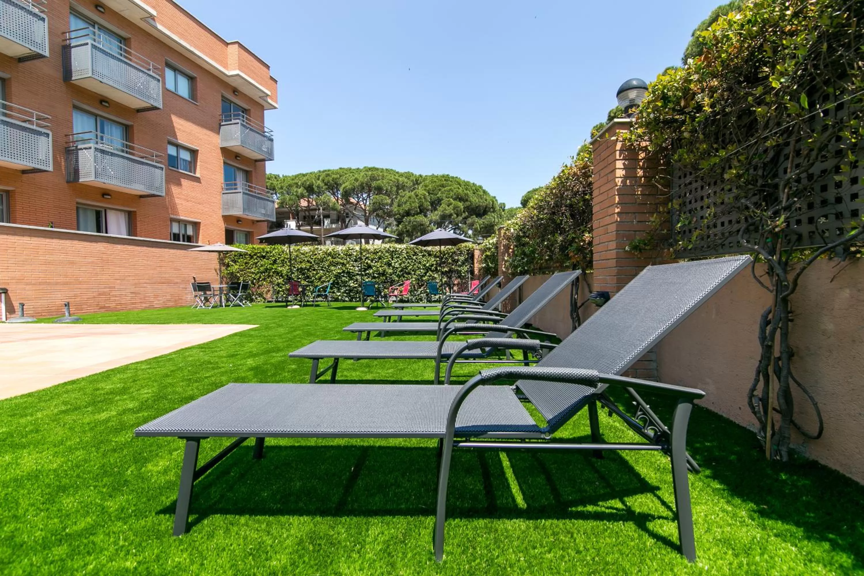 Property building in Aparthotel Bardon