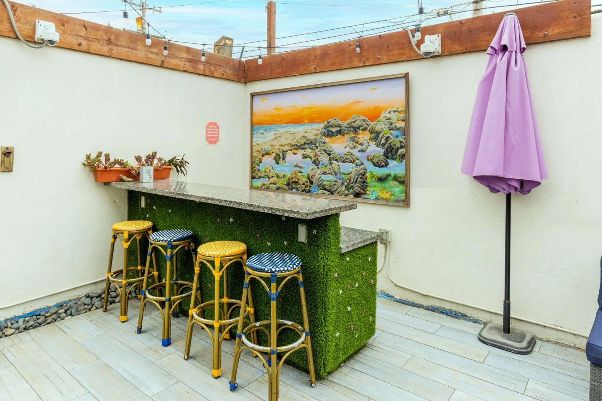 Seating area in Samesun Ocean Beach Hotel & Hostel