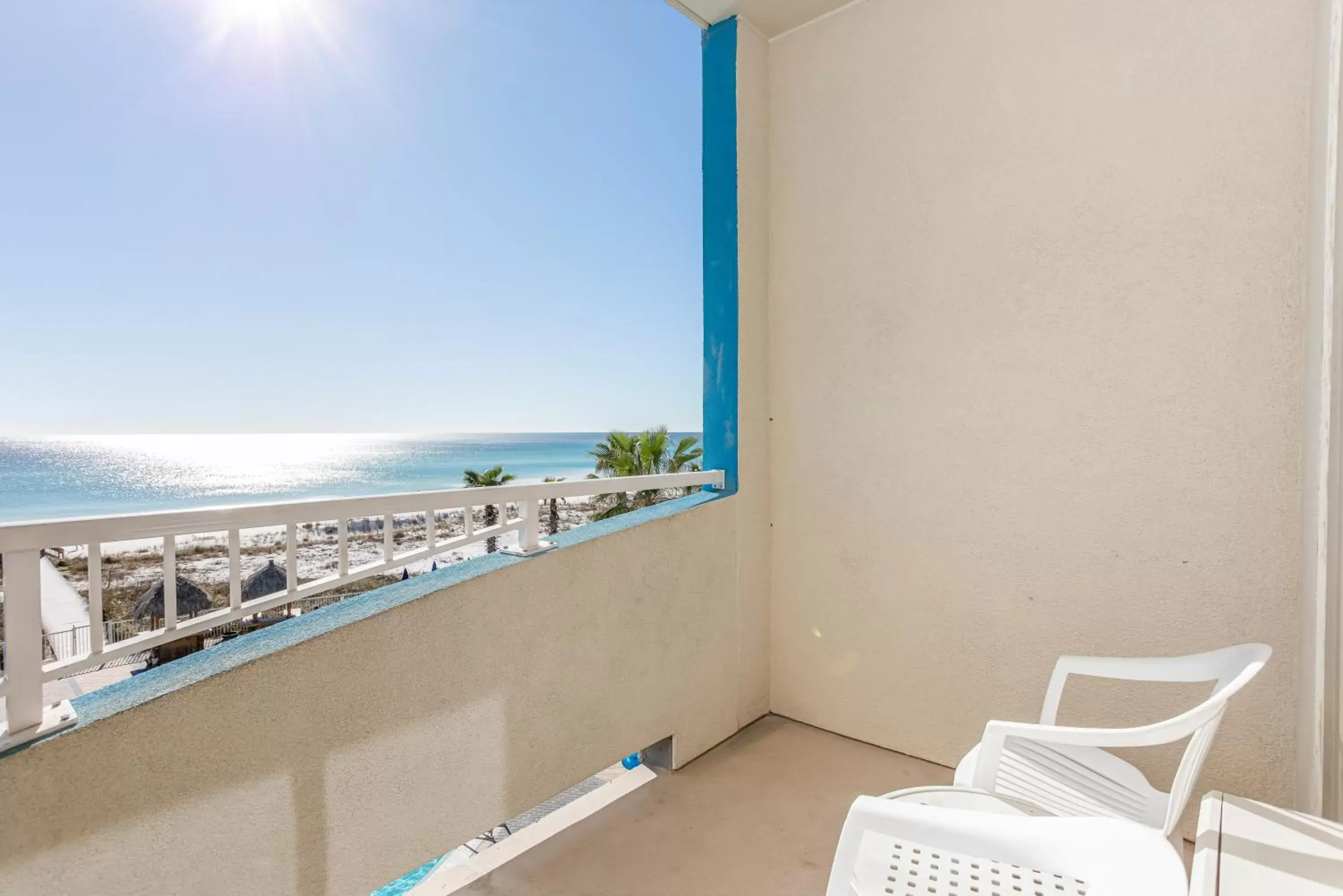 Superior Queen Room with Two Queen Beds - Disability Access Hearing Impaired-Accessible in Holiday Inn Resort Fort Walton Beach, an IHG Hotel Superior Queen Room with Two Queen Beds - Disability Access Hearing Impaired-Accessible in Holiday Inn Resort Fort Walton Beach, an IHG Hotel