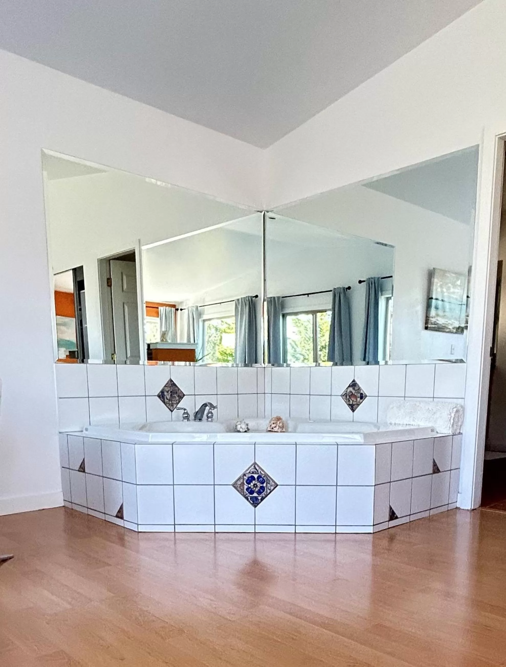 Property building in Armand Heights