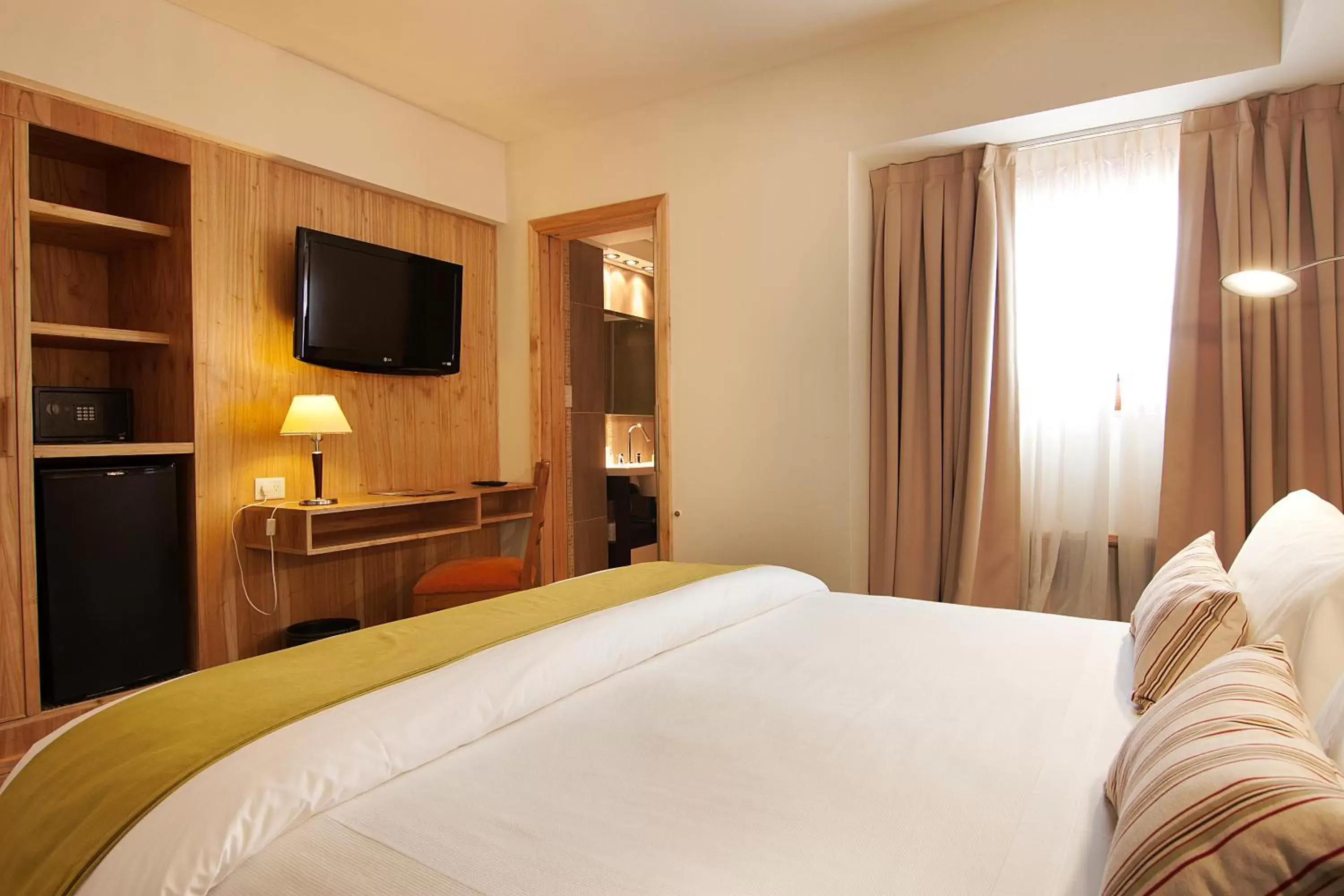 Standard Double Room in Mirador del Lago Hotel Standard Double Room in Mirador del Lago Hotel