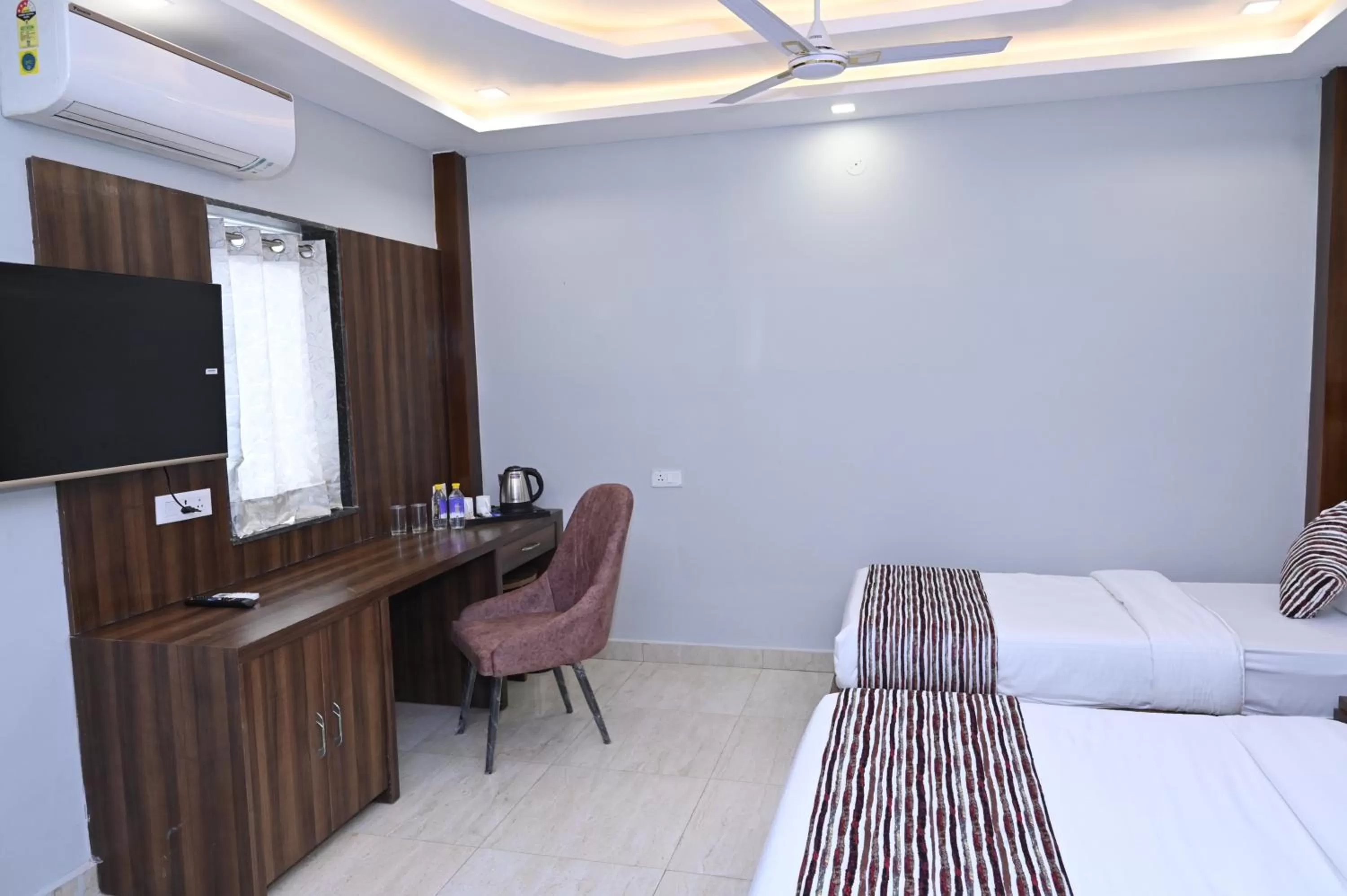 TV and multimedia, Bed in Hotel Vasdaa Grand