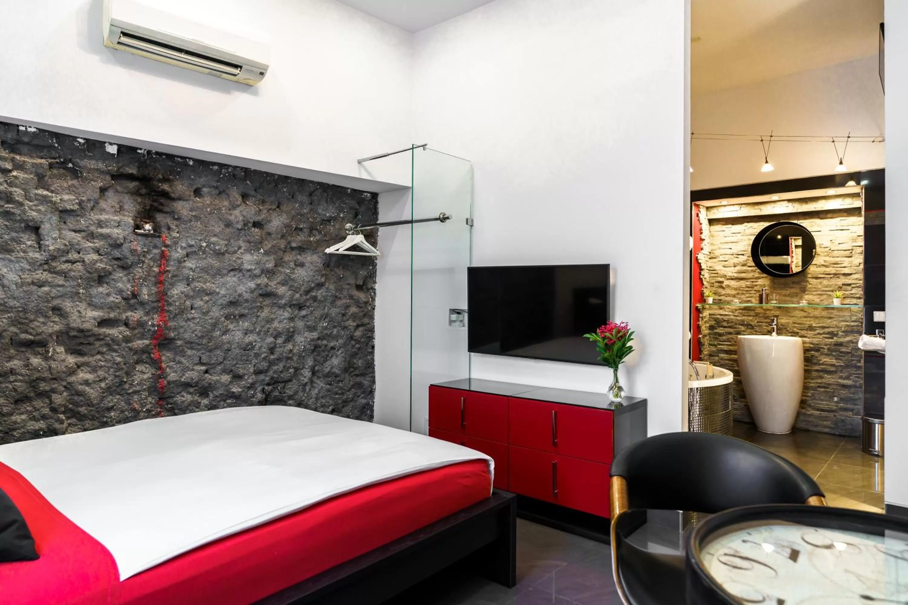 Bed in Komorowski Luxury Guest Rooms