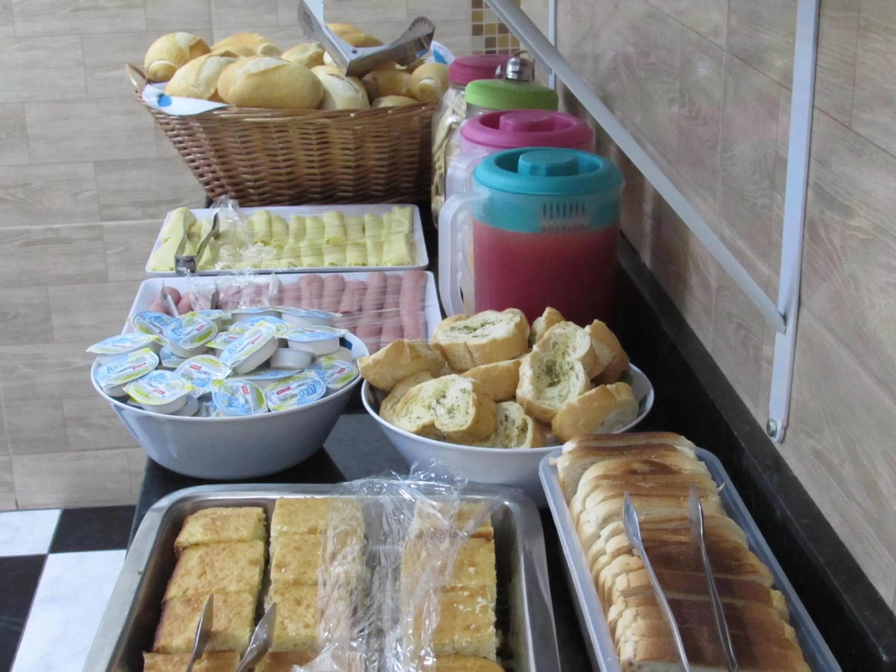 Food and drinks, Breakfast in Hotel Plaza Olido