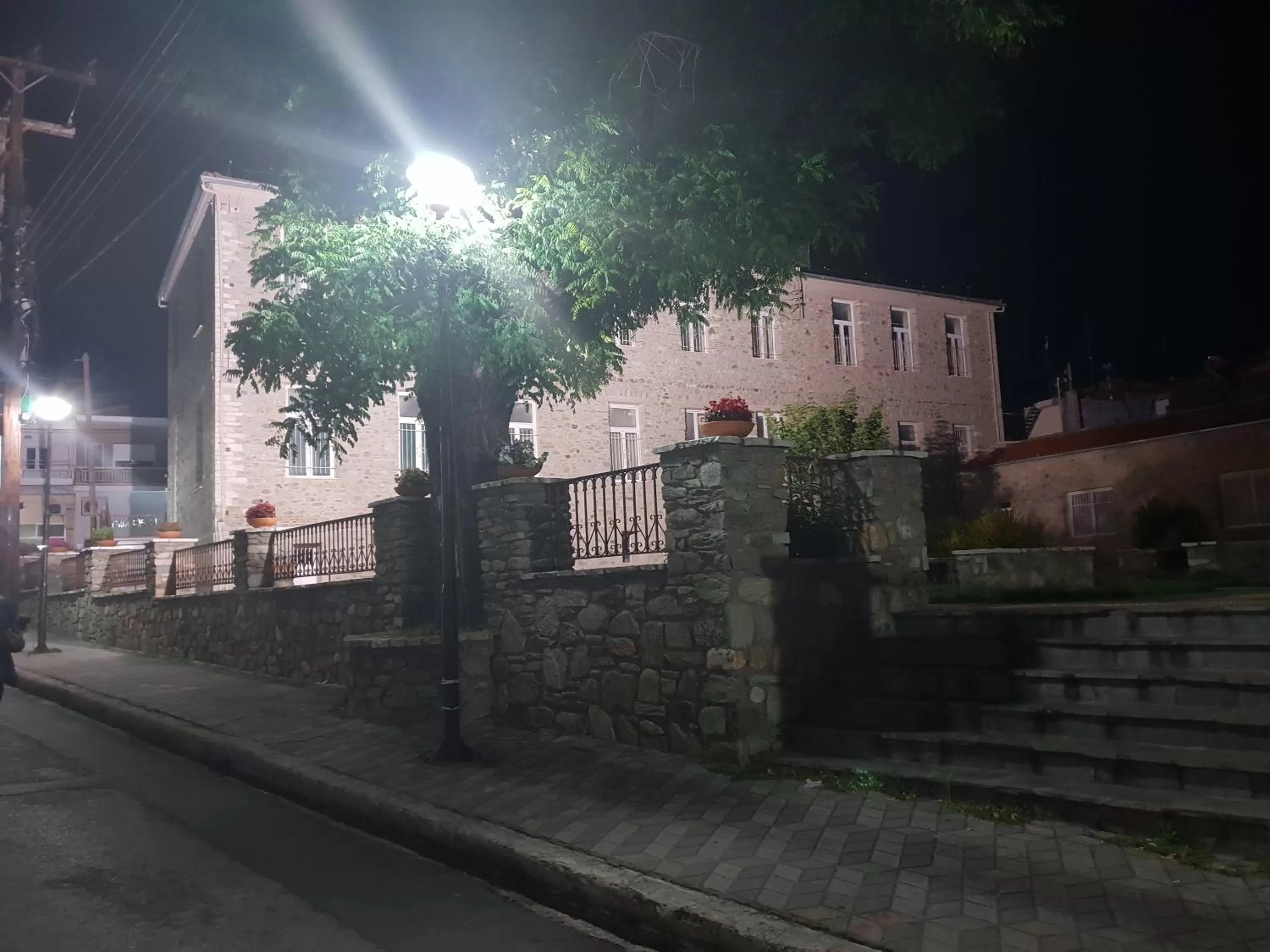 Nearby landmark in Mondeus Inn Luxury