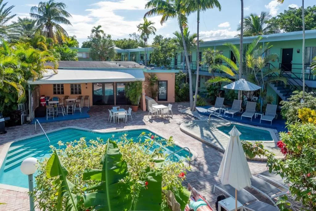 Property building in Victoria Park Hotel