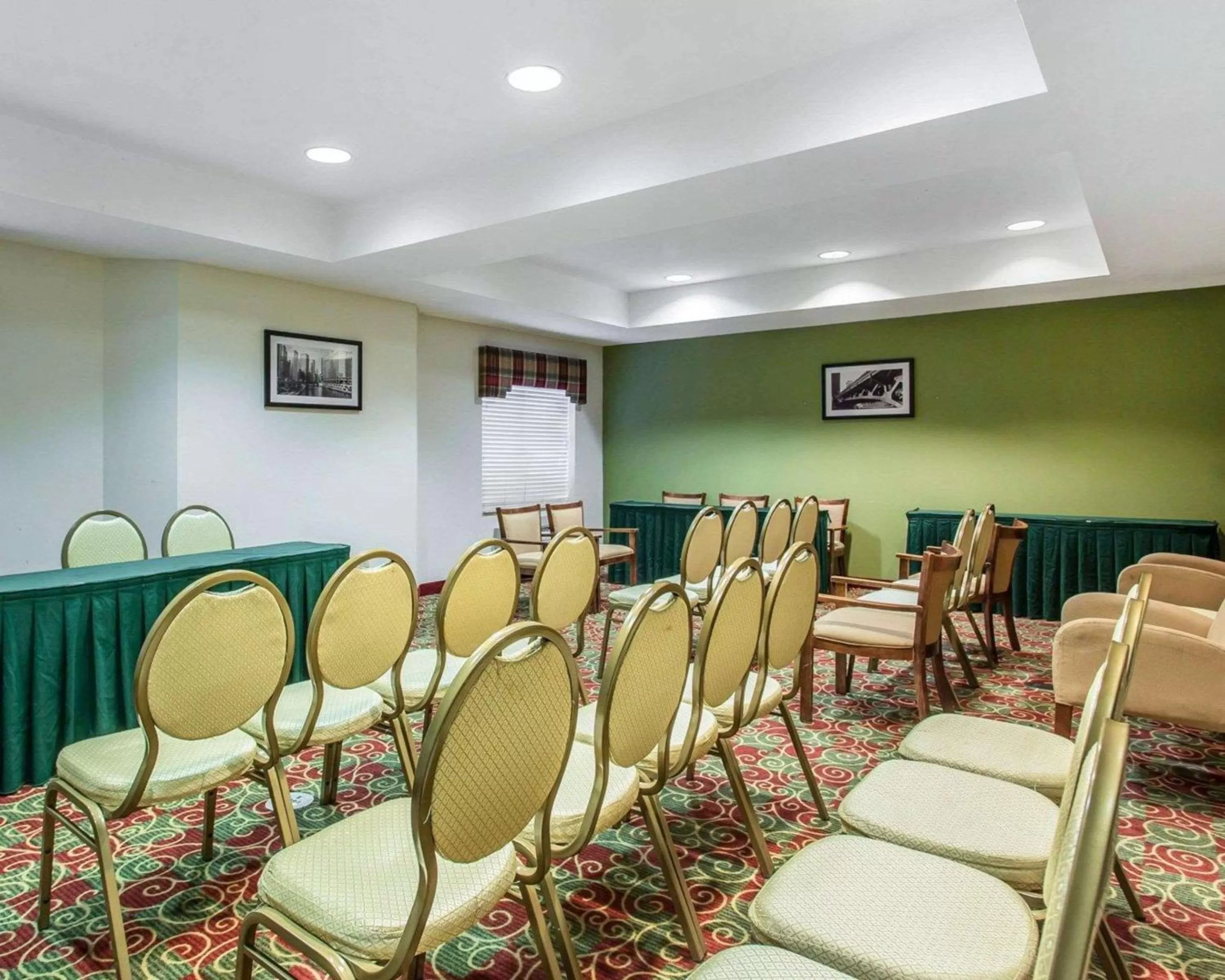 On site in Sleep Inn Columbia