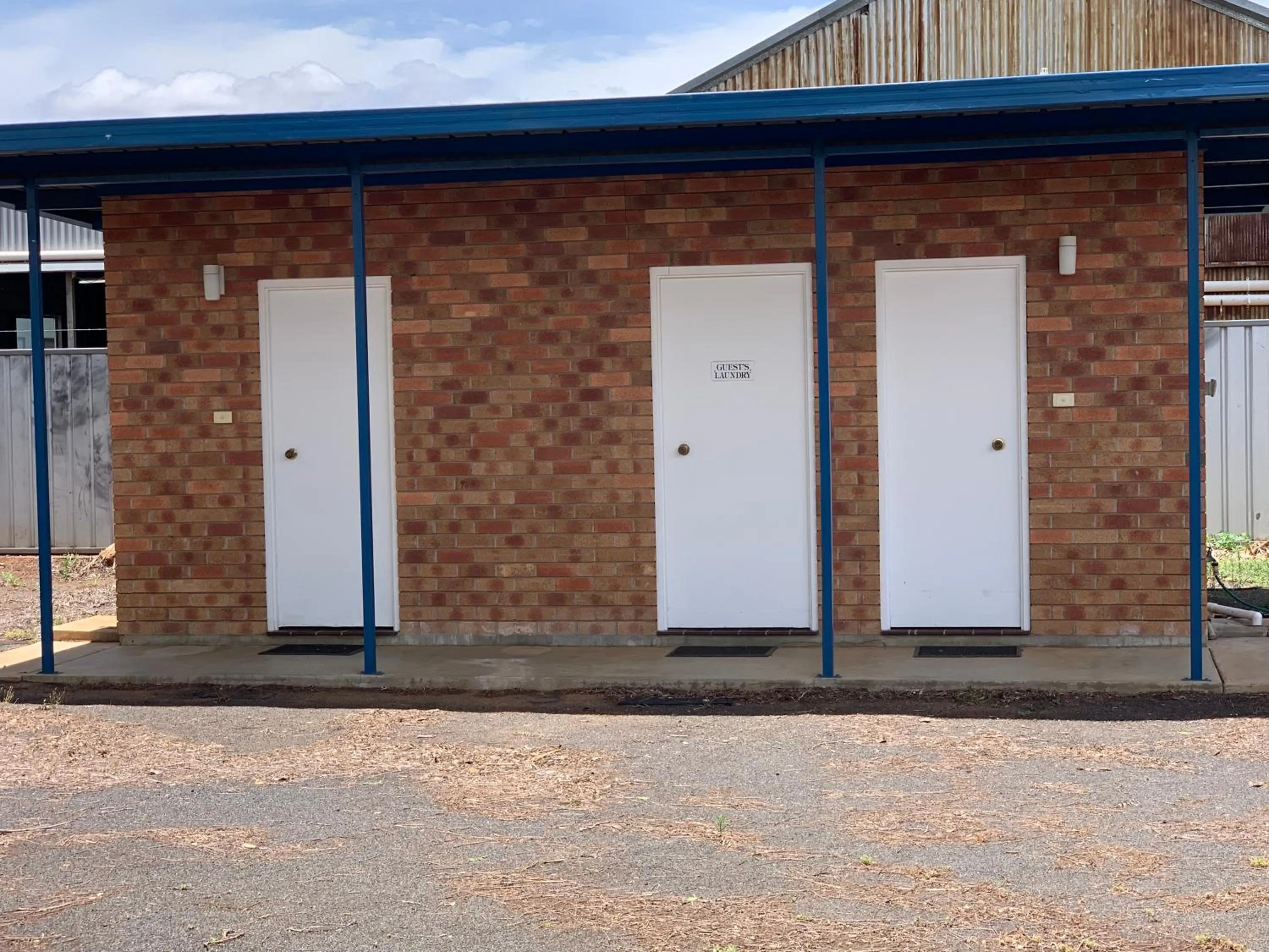 Property building in Orana Windmill Motel