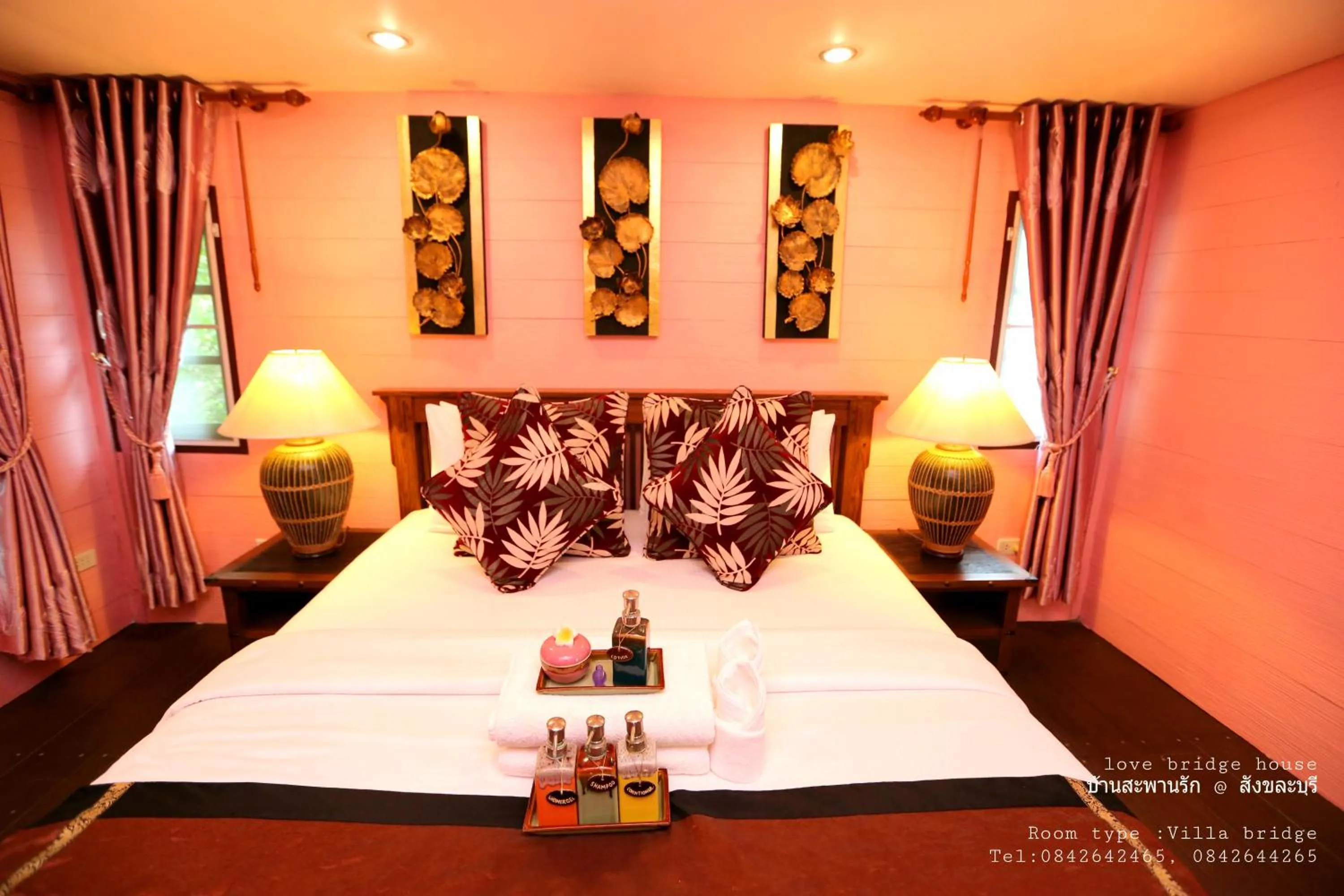 Bed in Love Bridge House บ้านสะพานรัก