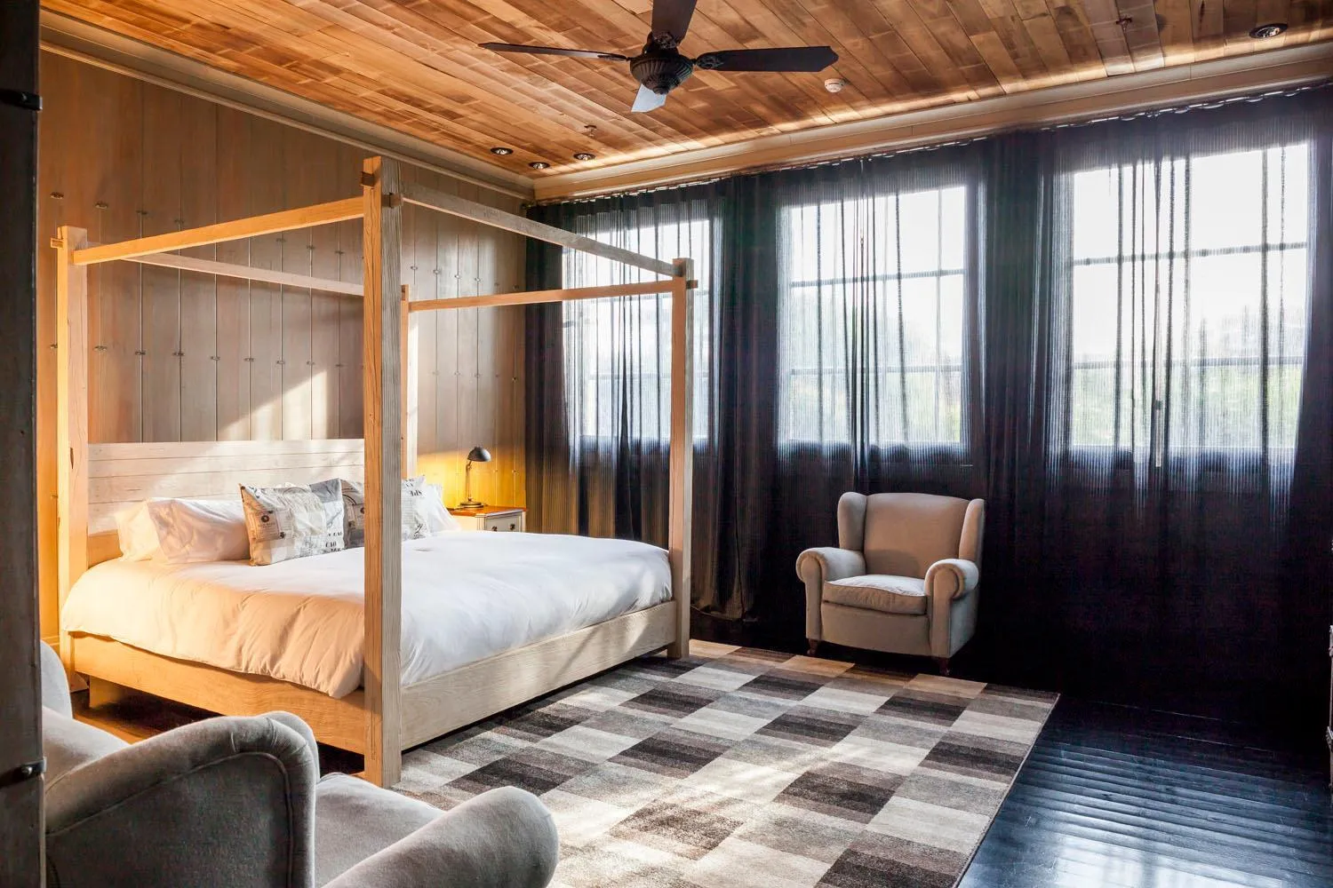 Bedroom, Bed in Factoria Hotel