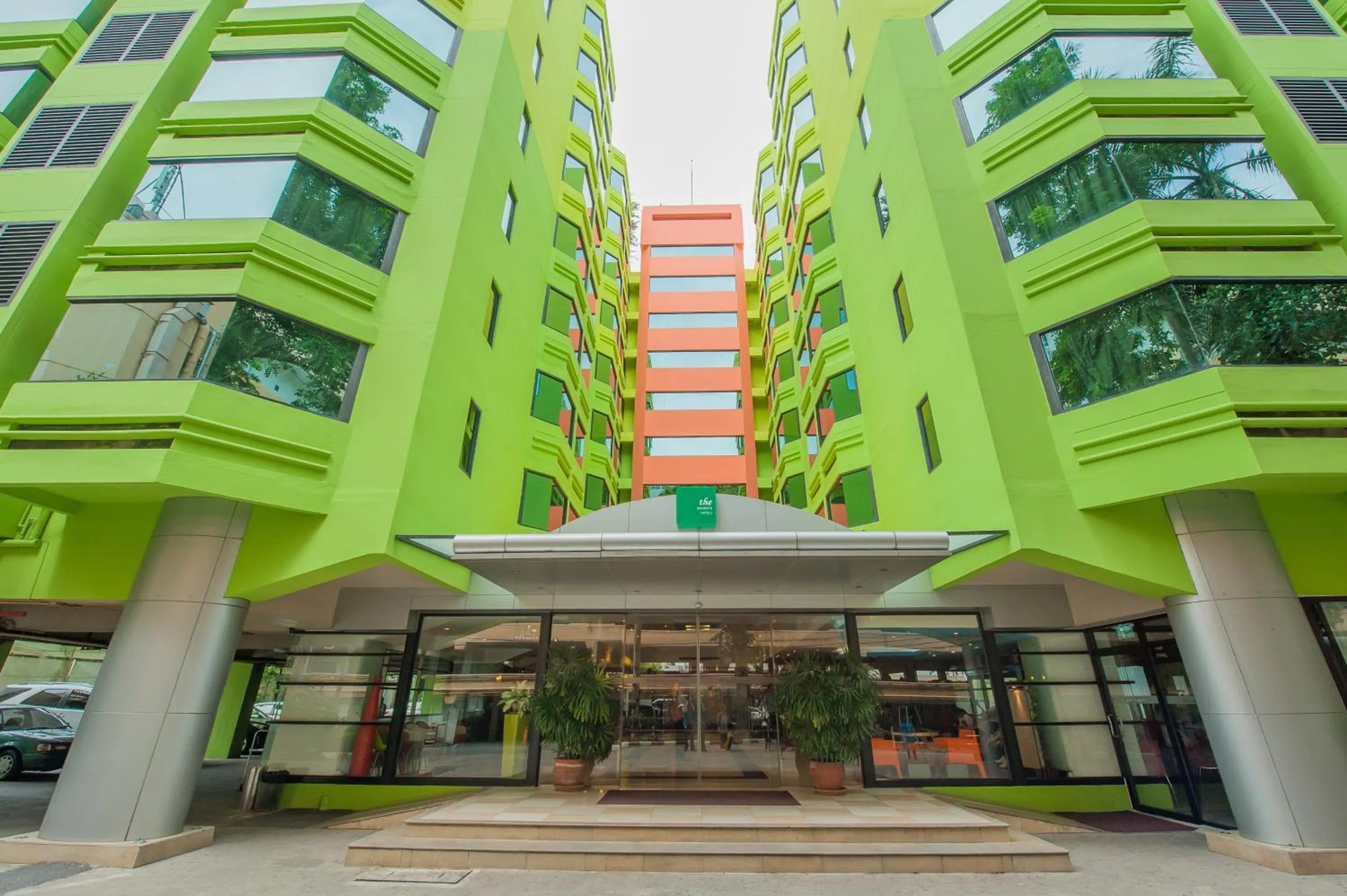 Property building in The Seasons Bangkok Huamark