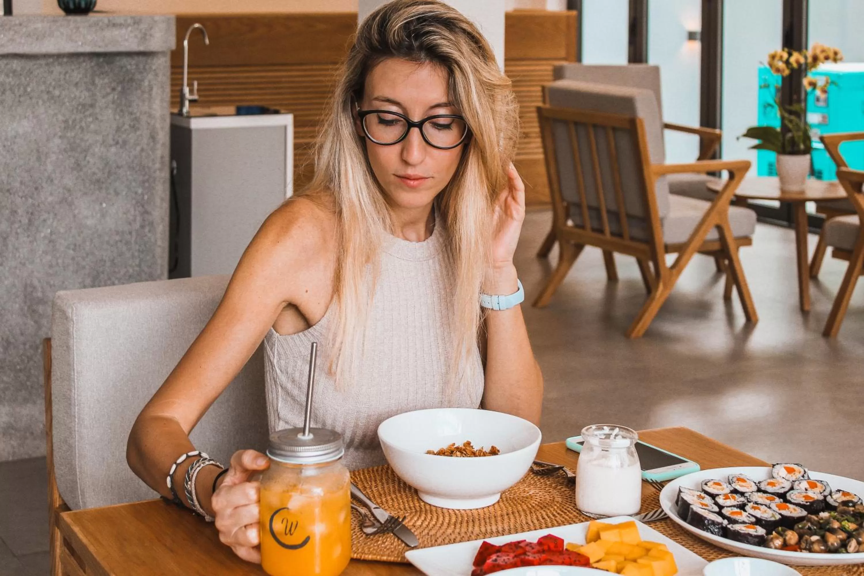 Food and drinks in The Watermark Beachside Hotel