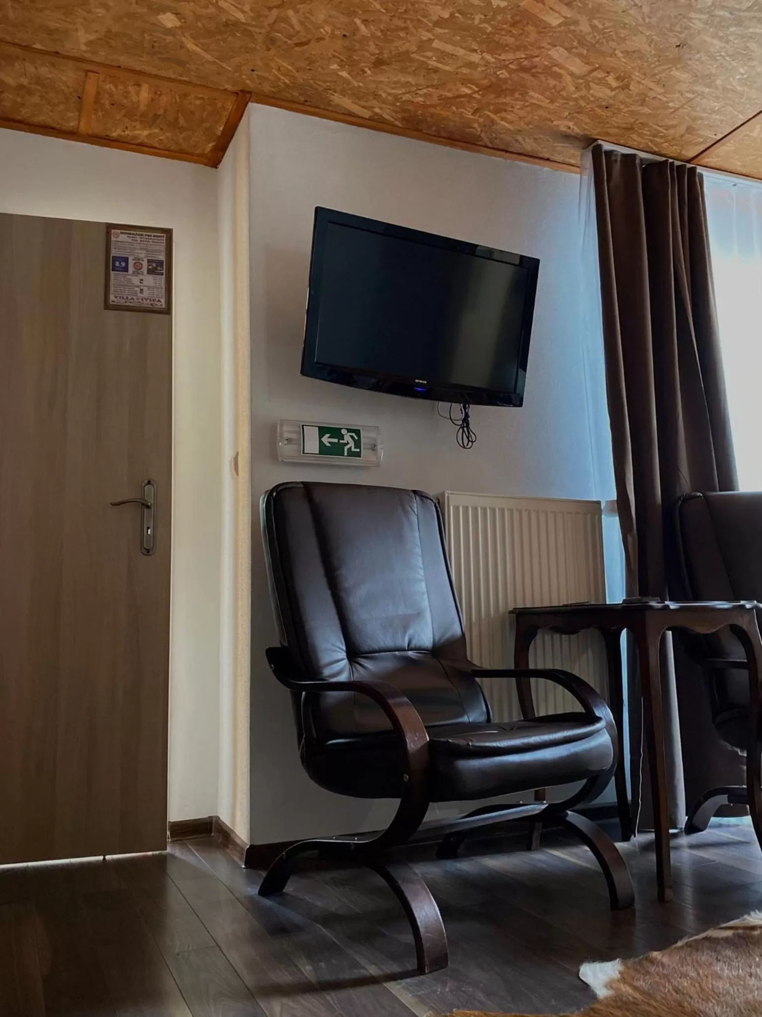 Photo of the whole room, TV/Entertainment Center in Spa & Pool Apartment Hotel - Restaurant VILLA IVICA