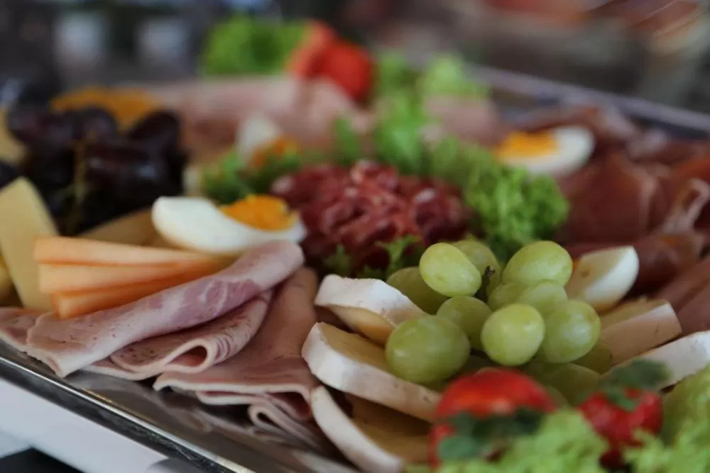 Buffet breakfast in Hotel Engel am Bahnhof