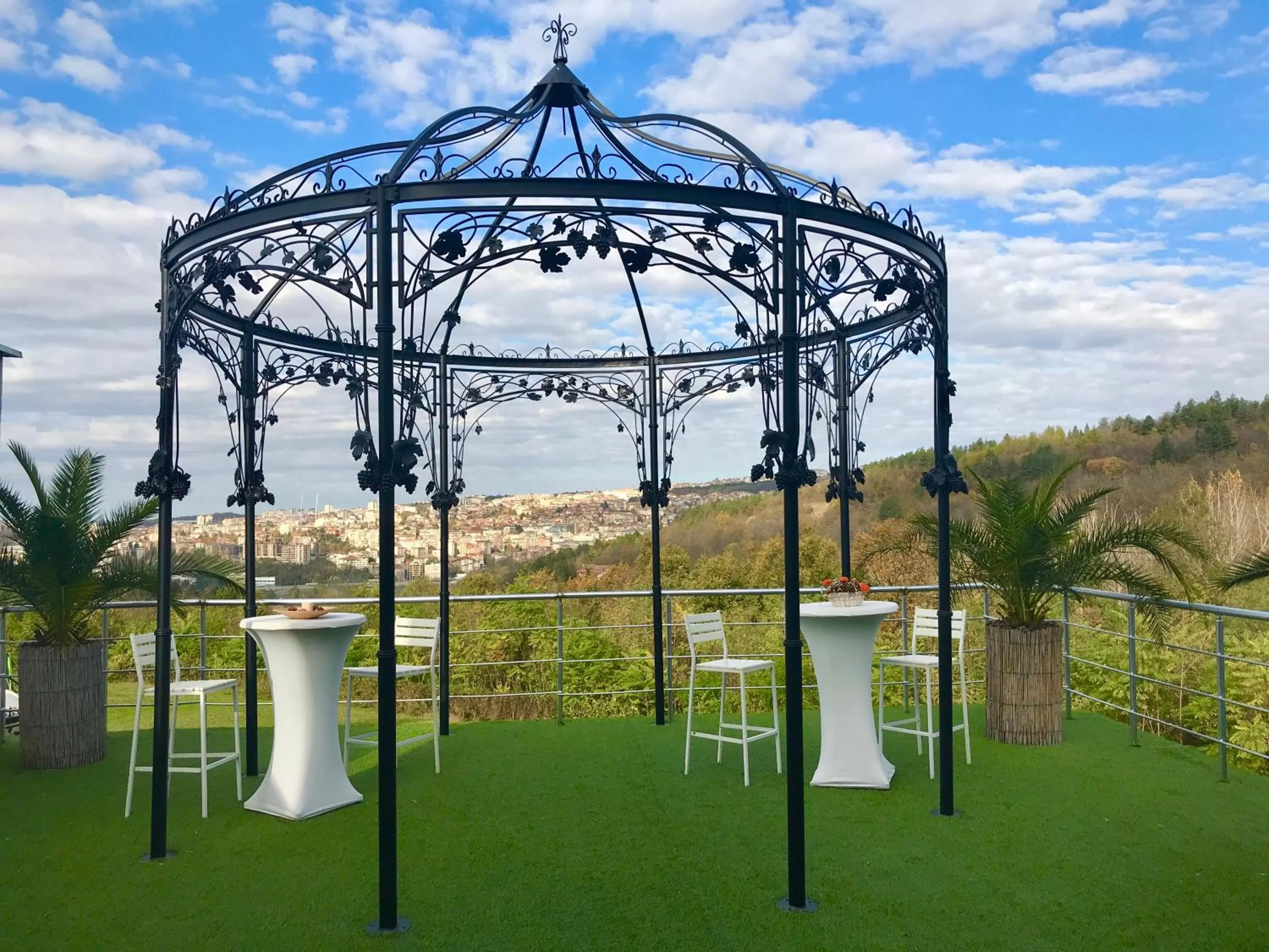 Balcony/Terrace in RAYA Garden - Park Hotel & Winery