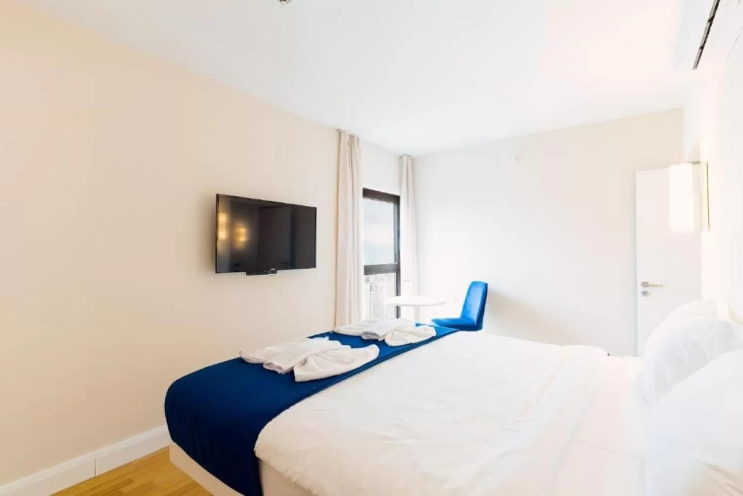 Bed in Luxury Sea View Aparthotel In Orbi City Batumi