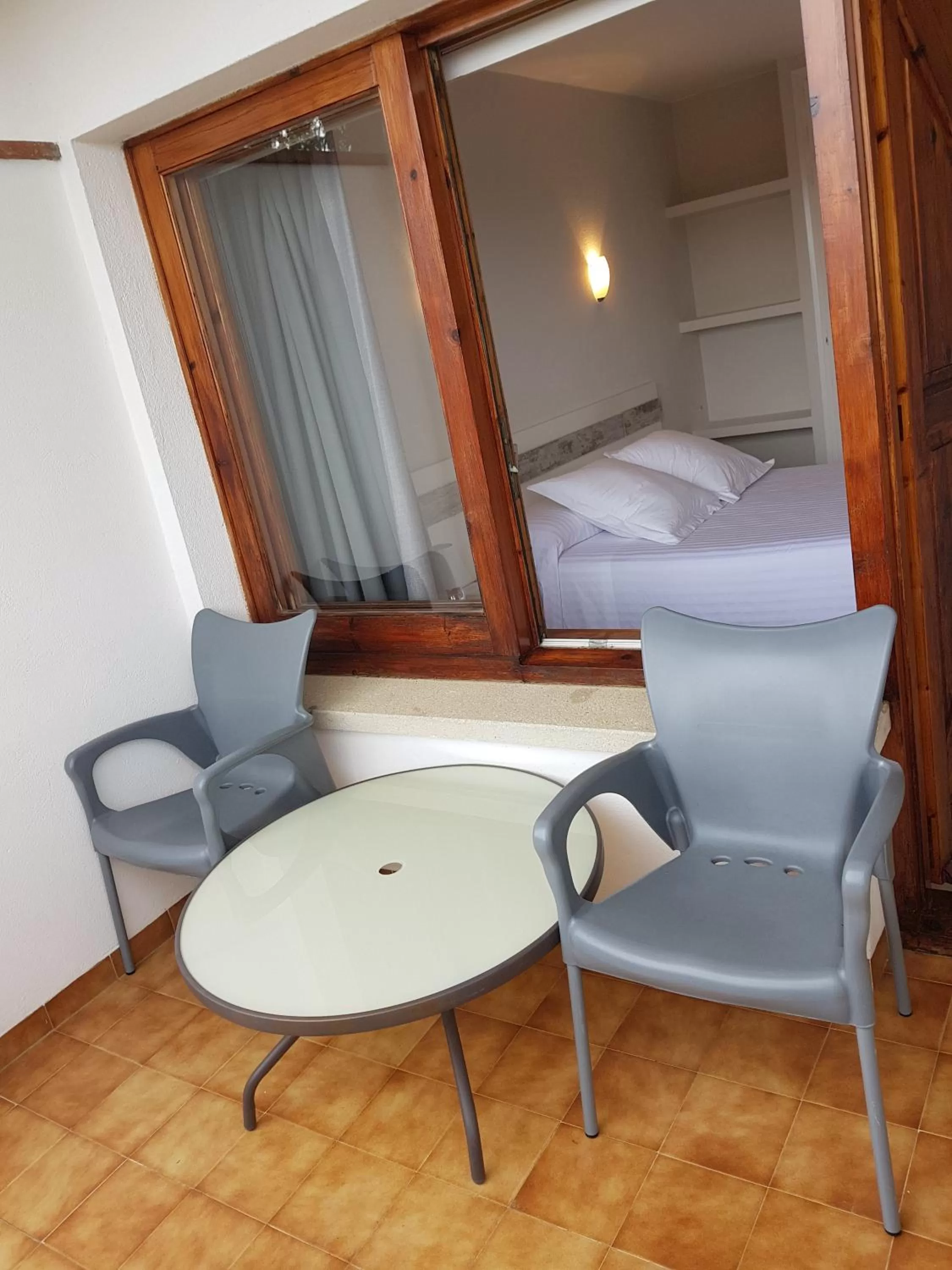 Bed in Hostal Ondina