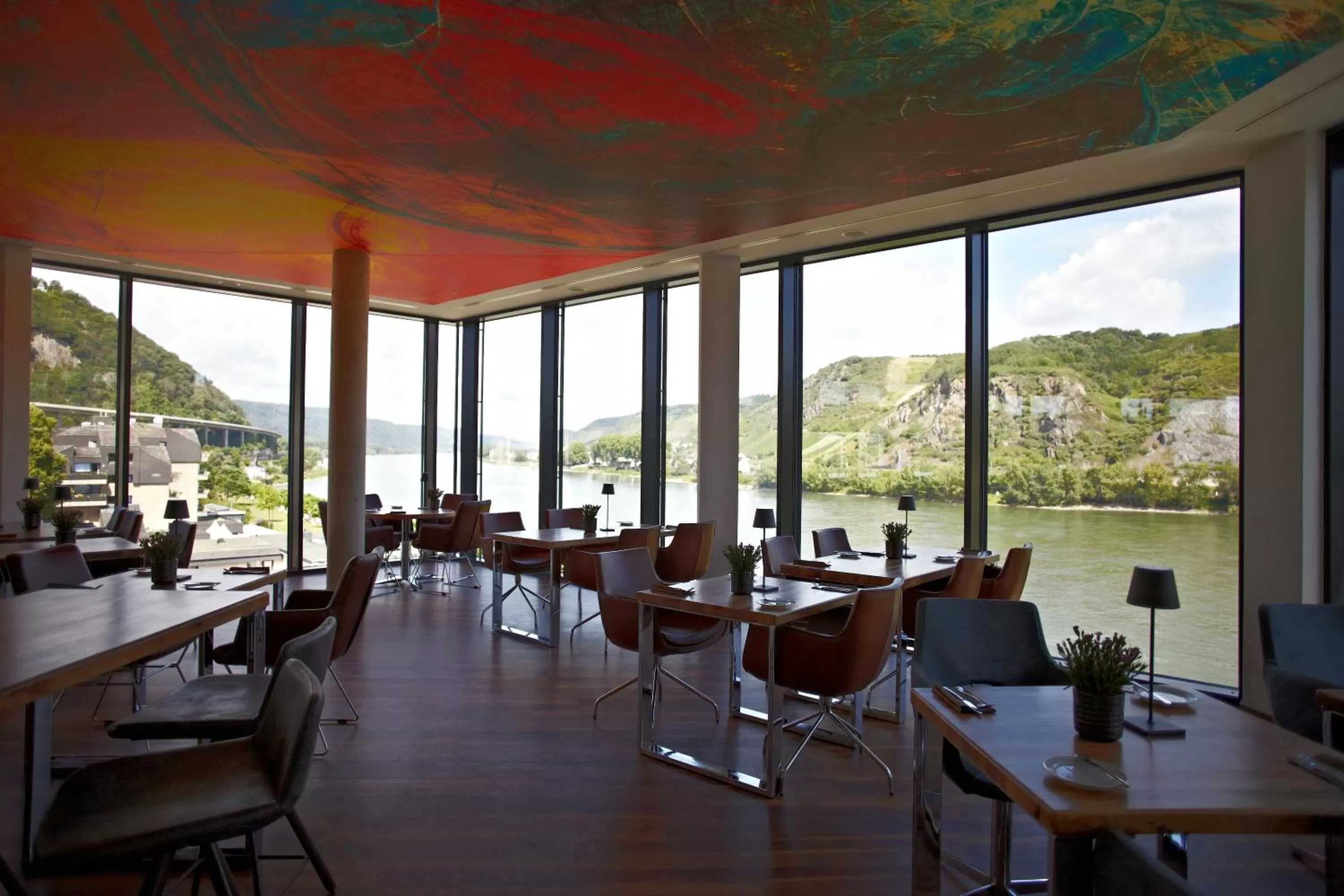 Restaurant/places to eat in EINSTEIN Hotel am Römerpark