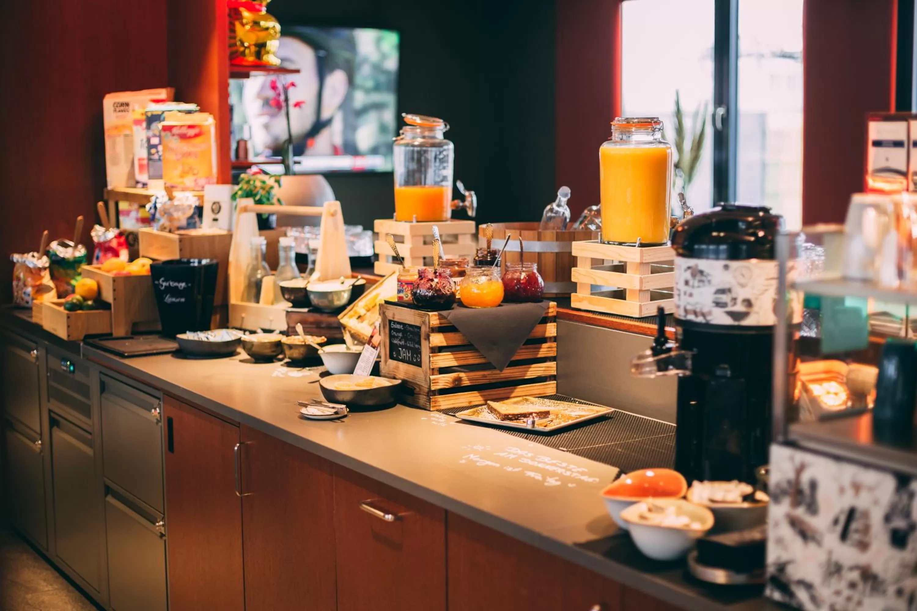 Coffee/tea facilities in Me and All Hotel Dusseldorf, by Hyatt