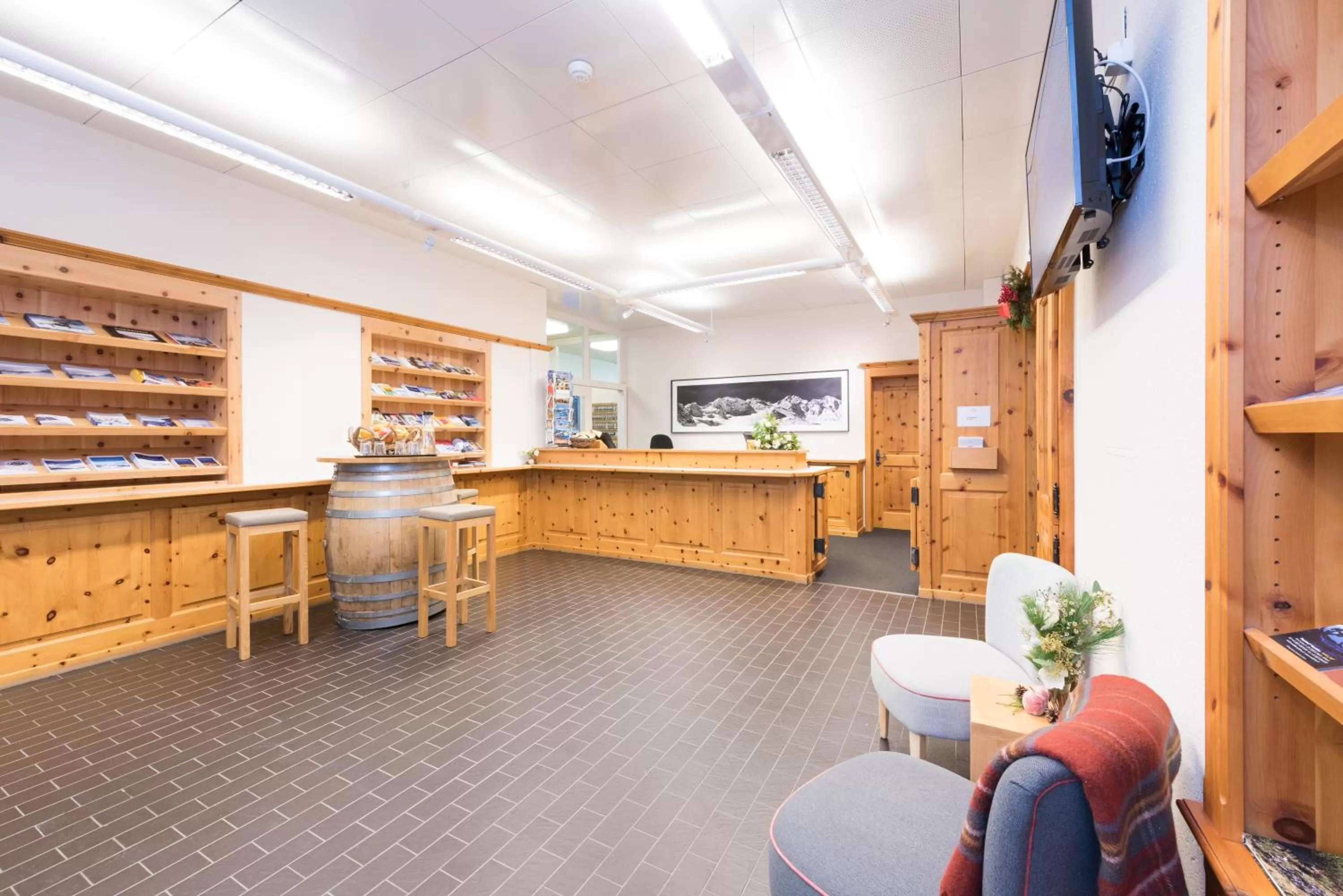 Facade/entrance in Sternwarte by Randolins