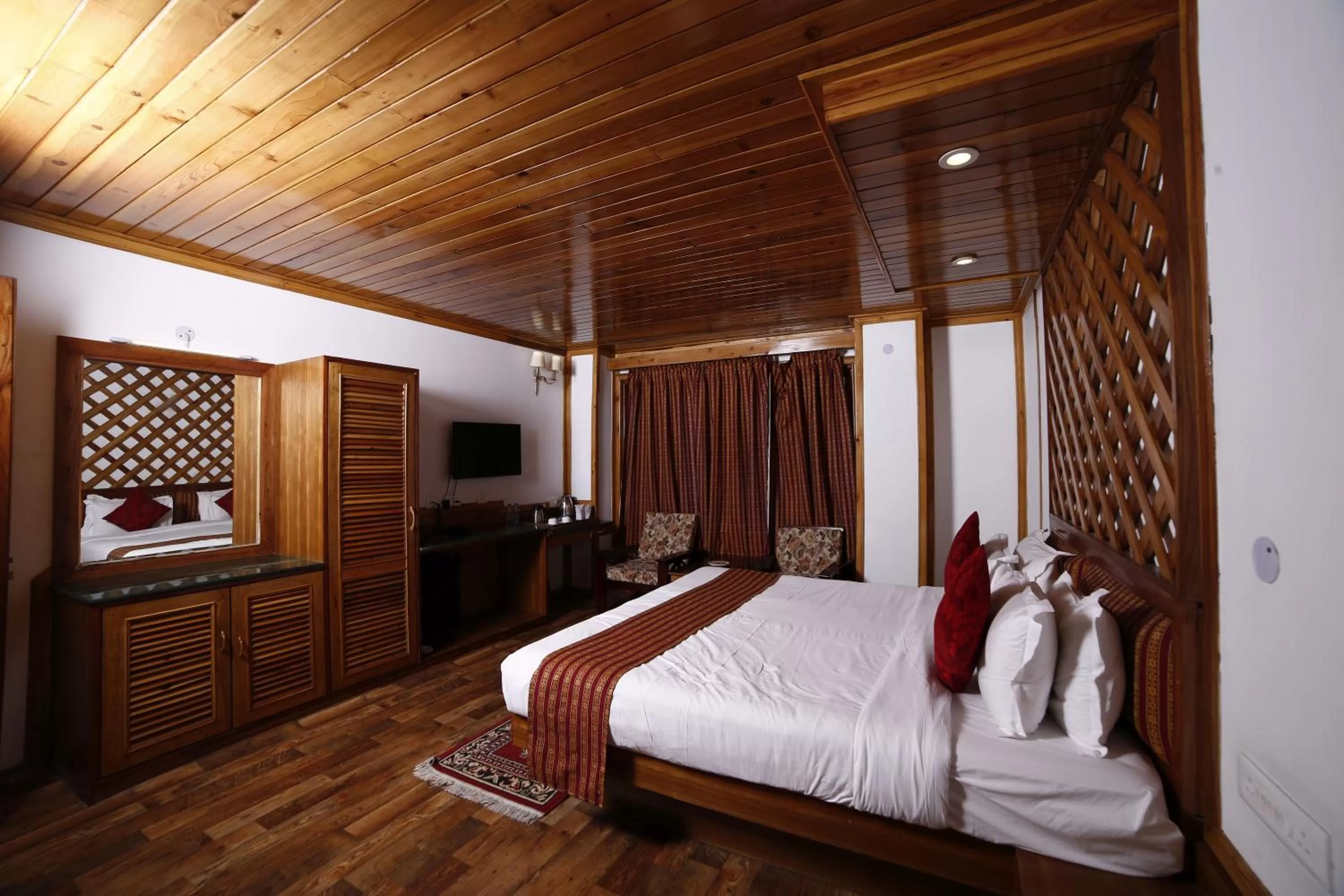 Photo of the whole room, Bed in Yangthang Heritage